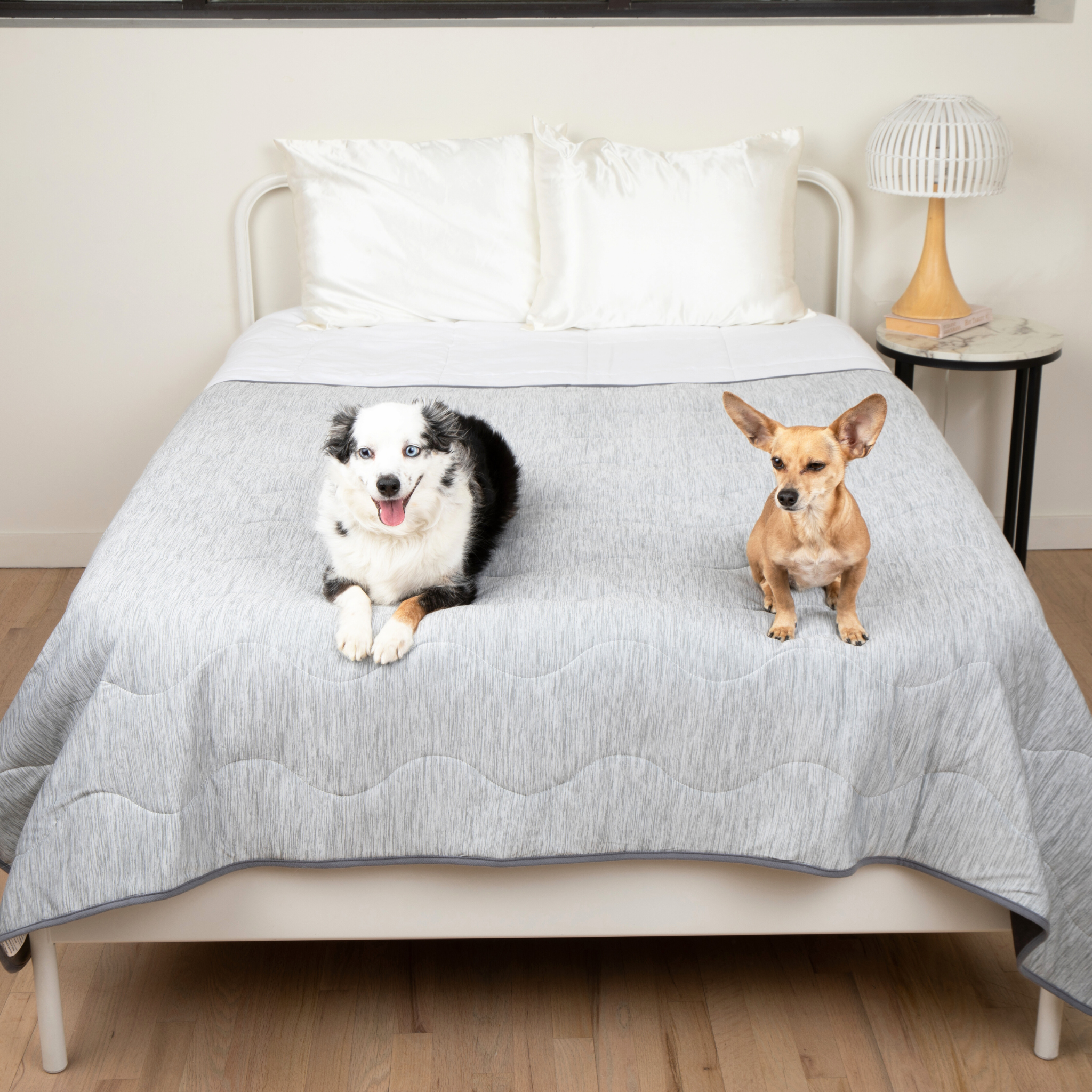 PupChill Cooling Waterproof Blanket - Arctic Grey