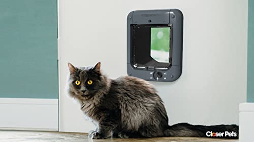 Closer Pets Microchip Activated Cat Door For Entry Control Of Up To 30 Cats - Iso And Avid Compatible - (Grey)