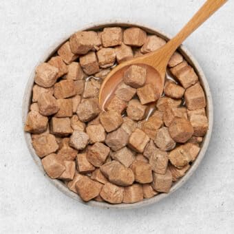 ULTIMATE PET NUTRITION Nutra Complete, 100% Freeze Dried Veterinarian Formulated Raw Dog Food with Antioxidants Prebiotics and A