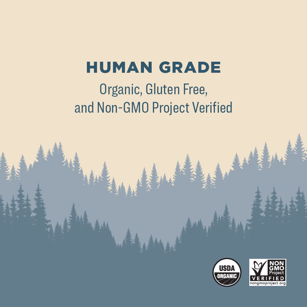 Amazon Brand - Wag Expedition Human Grade Organic Biscuits Dog Treats, Non-GMO, Pumpkin & Chia Seed, 10 oz, Pack of 1