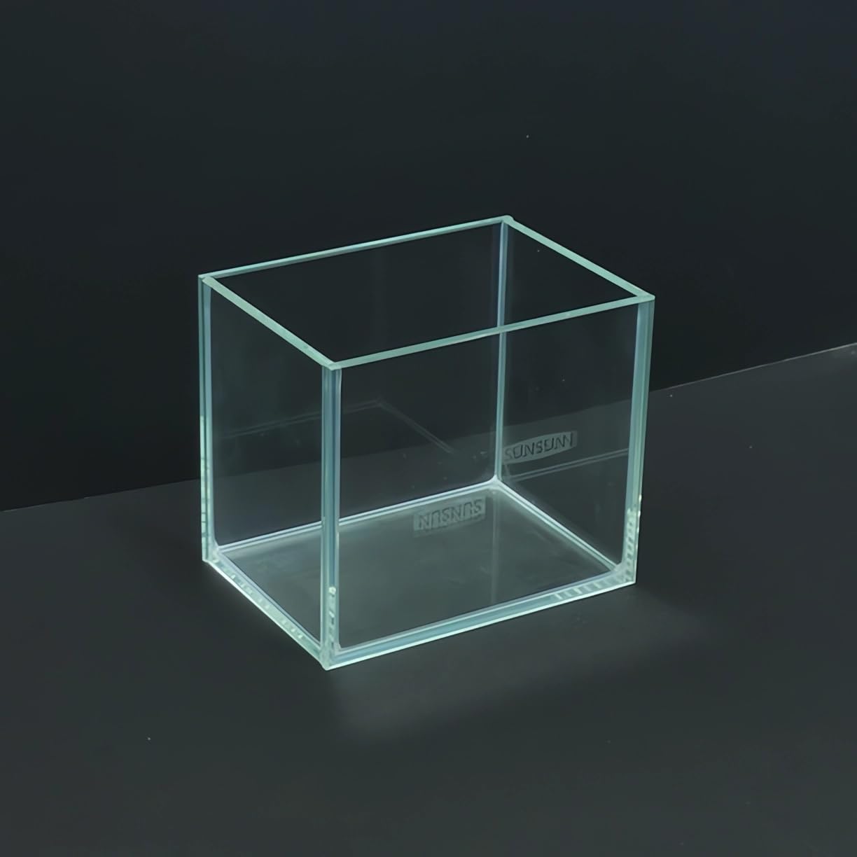 Awxzom Small Nano Tall Rimless Tank, Glass Fish Tank, Betta Tank (0.7 Gallon, 5.9X4.3X5.1In/15X11X13Cm)