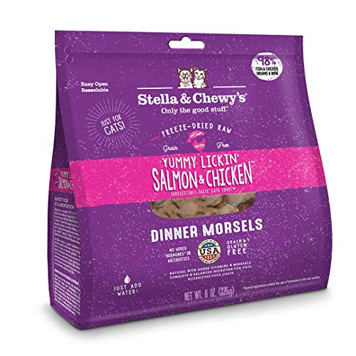 Stella & Chewys Freeze-Dried Raw Yummy Lickin Salmon & Chicken Dinner Morsels Cat Food, 8 Oz. Bag