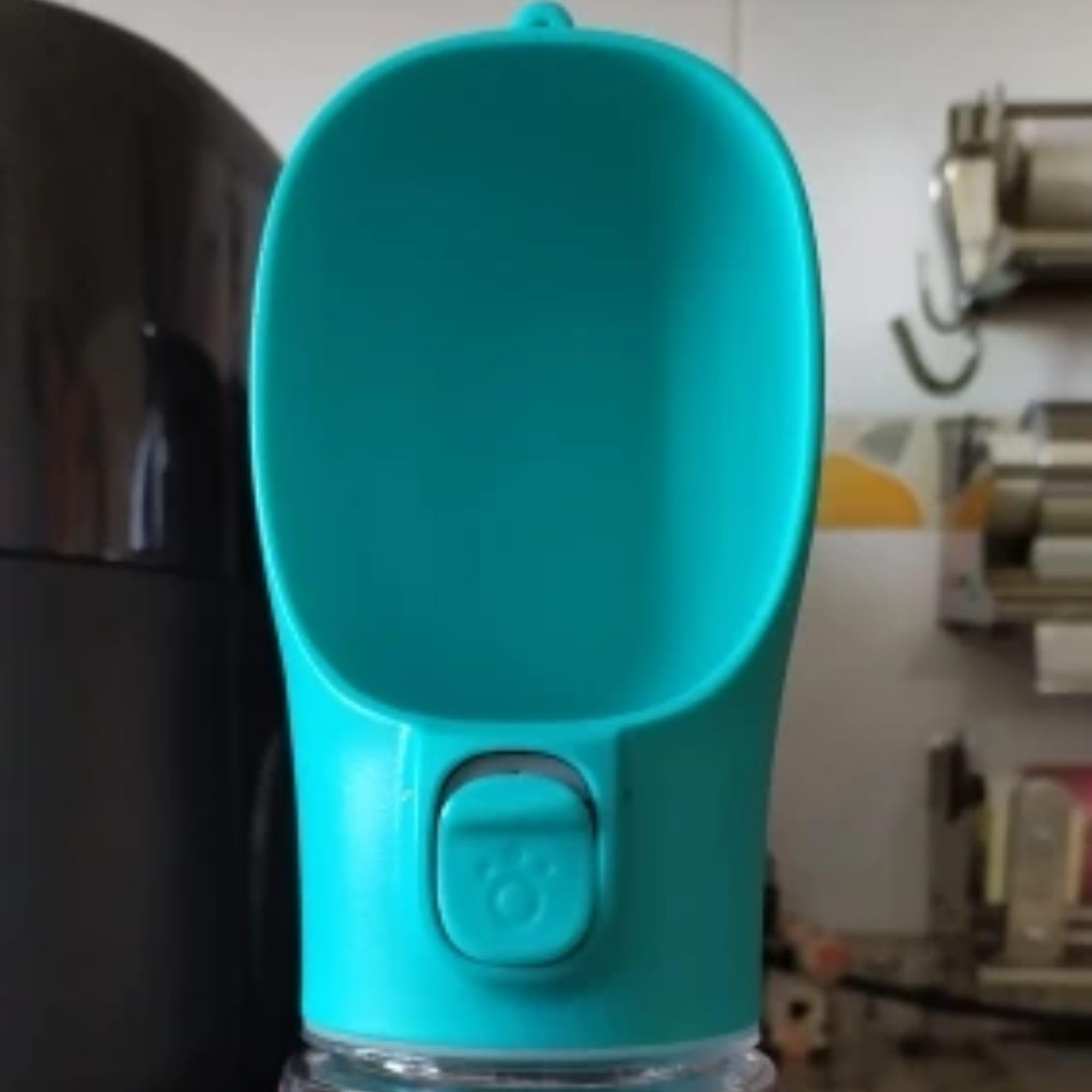 Goodiepet Portable Dog Water Bottle | Leak-Proof Dog Water Dispenser For Travel Outdoor (White, 19Oz)