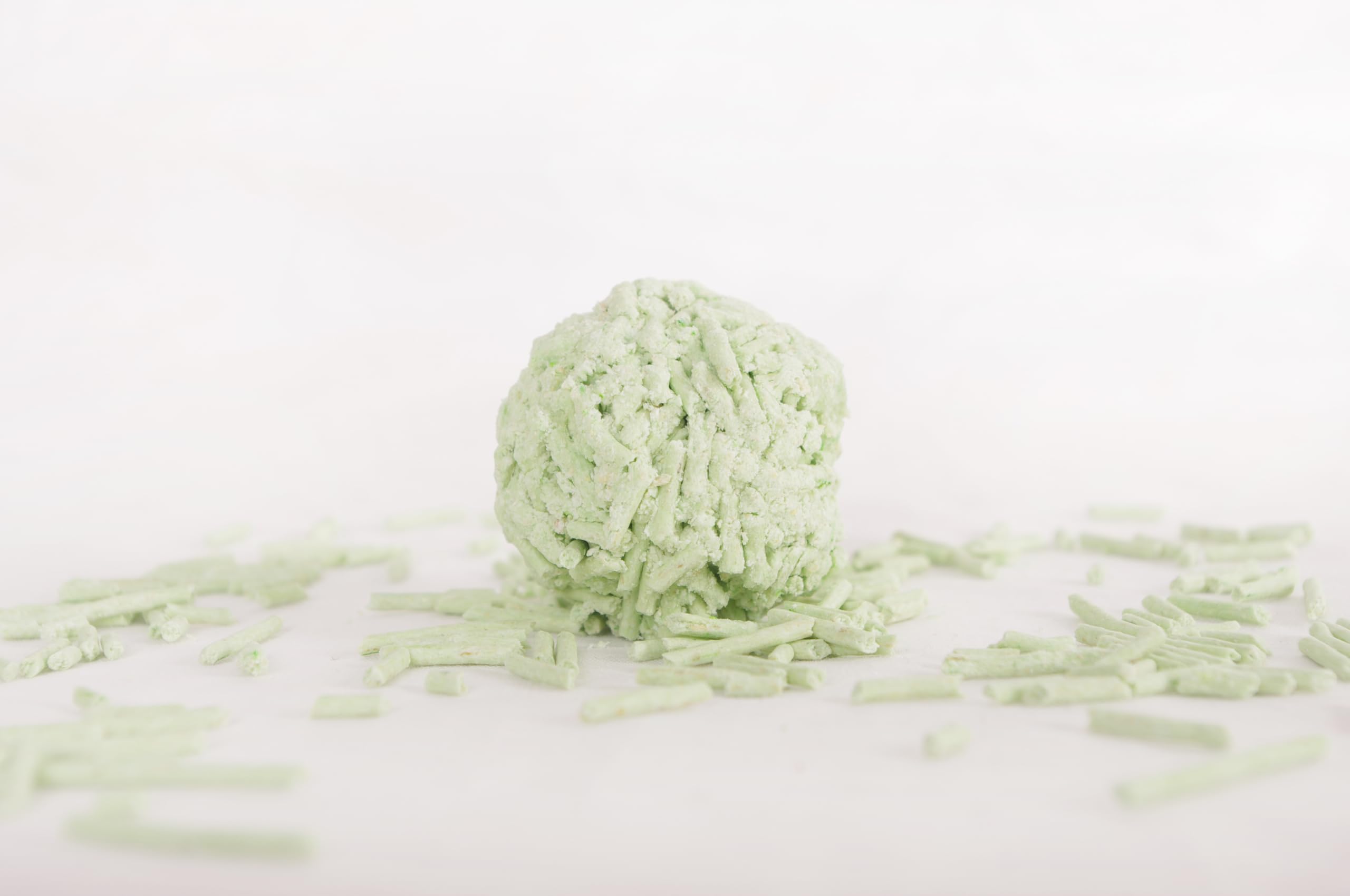 Fourpaw Tofu Cat Litter Green Tea 5.5 Lbs X 4 Bags, Flushable Clumping Fast Drying, Ultra Absorbent, Low Tracking Cat Litter 2Mm