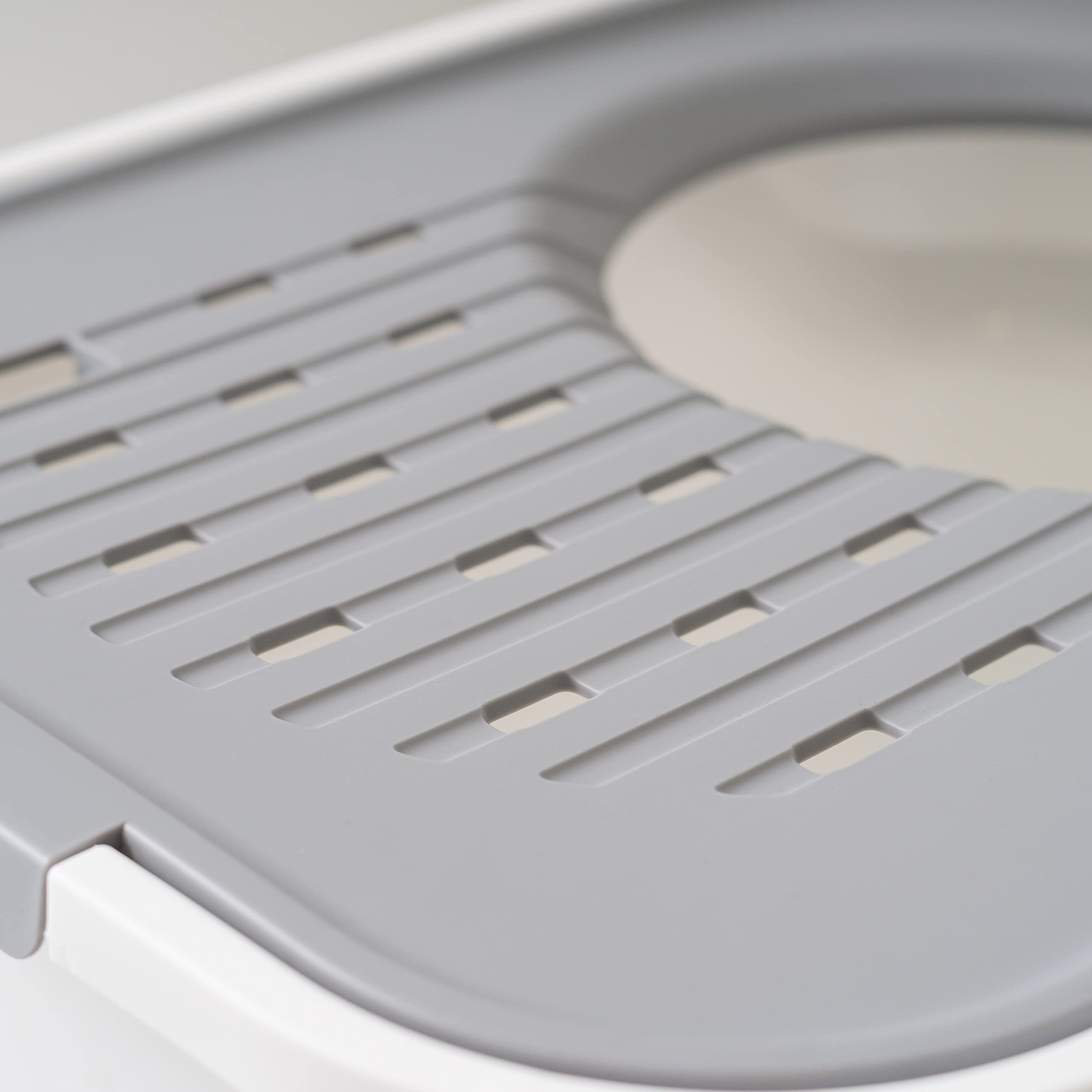 Iris Usa Cat Litter Box, Top Entry Litter Box With Scoop, Large Cat Litter Box Enclosure, Kitty Litter Box, Litter Box With Litter Catching Lid, White/Gray