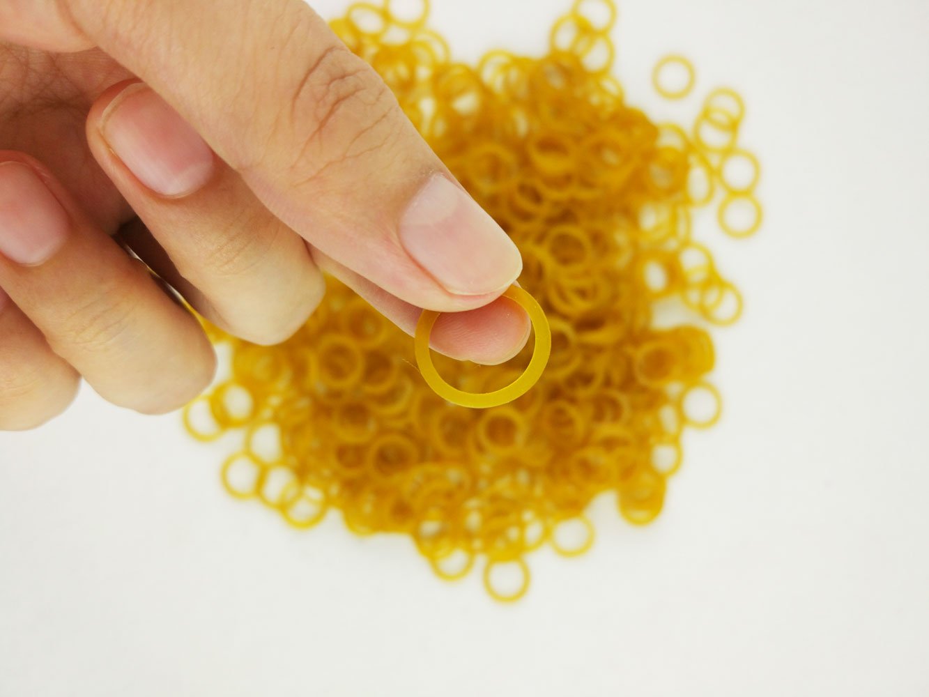 Hixixi 500pcs Rubber Bands for Pets - Yellow DIY Hair Bows, Grooming Topknot, 0.5inch