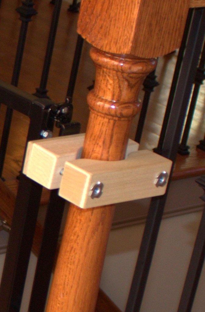 Cardinal Gates Round Clamp for Pet Gates ,Wood, Poplar ,Natural