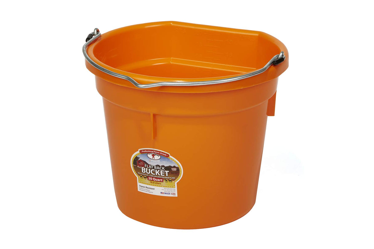 Little Giant® Flat Back Plastic Animal Feed Bucket | Animal Feed Bucket with Metal Handle | Horse Feed & Water Bucket | 20 Quarts | Orange