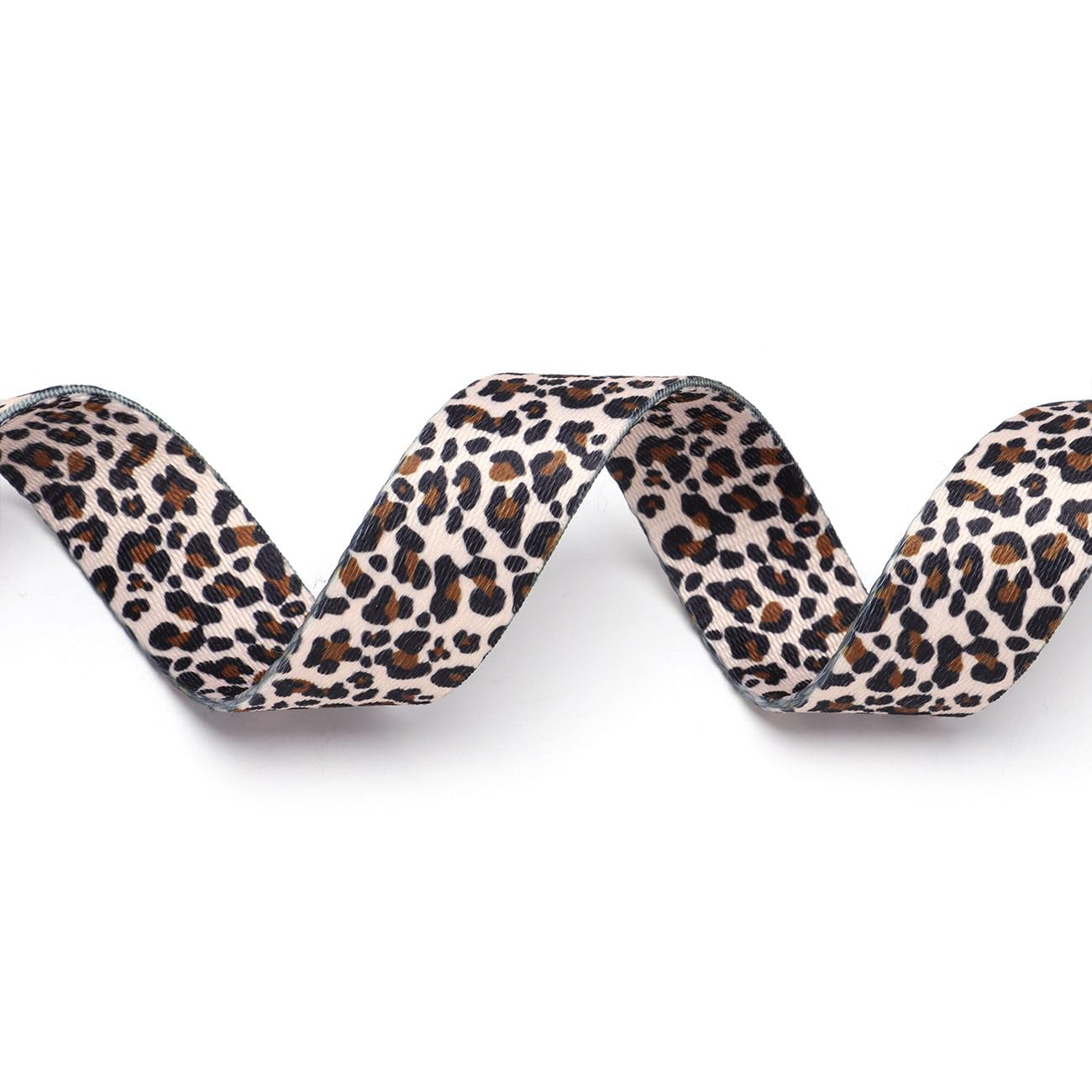 Leopard Dog Collars With Bow Tie, Pretty Pattern Cheetah Print Design Quick Release Buckle Soft Nylon Girl Dog Collars With Bowt