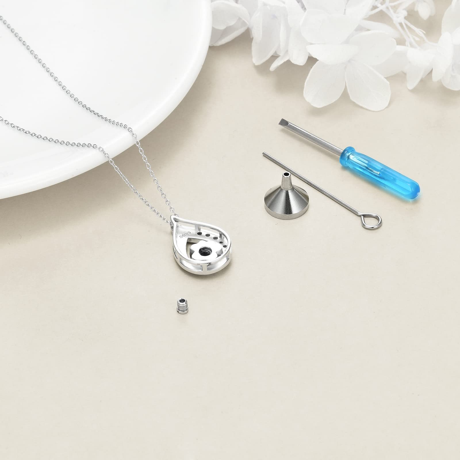 Aoboco Pet Print Urn Necklace For Dog Ashes Sterling Silver Teardrop Cat Ash Cremation Jewelry