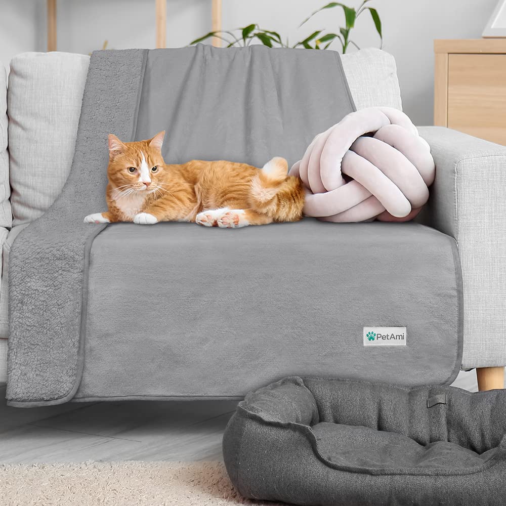 Petami Waterproof Dog Blanket For Medium Large Dogs, Pee Proof Pet Blanket Sherpa Fleece Couch Cover, Reversible Cat Throw Bed Sofa Protector, Soft Plush Washable Pad (Large 40X60, Light Gray)