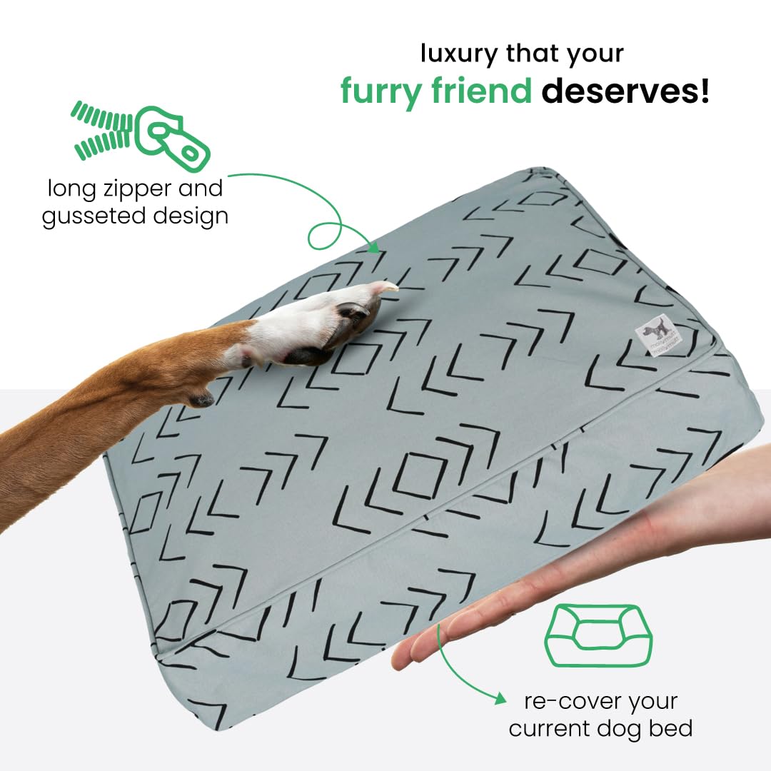 Molly Mutt Medium To Large Duvet Cover, Reflections, Blue/Gray With Black Arrows, 27''X36''X5''