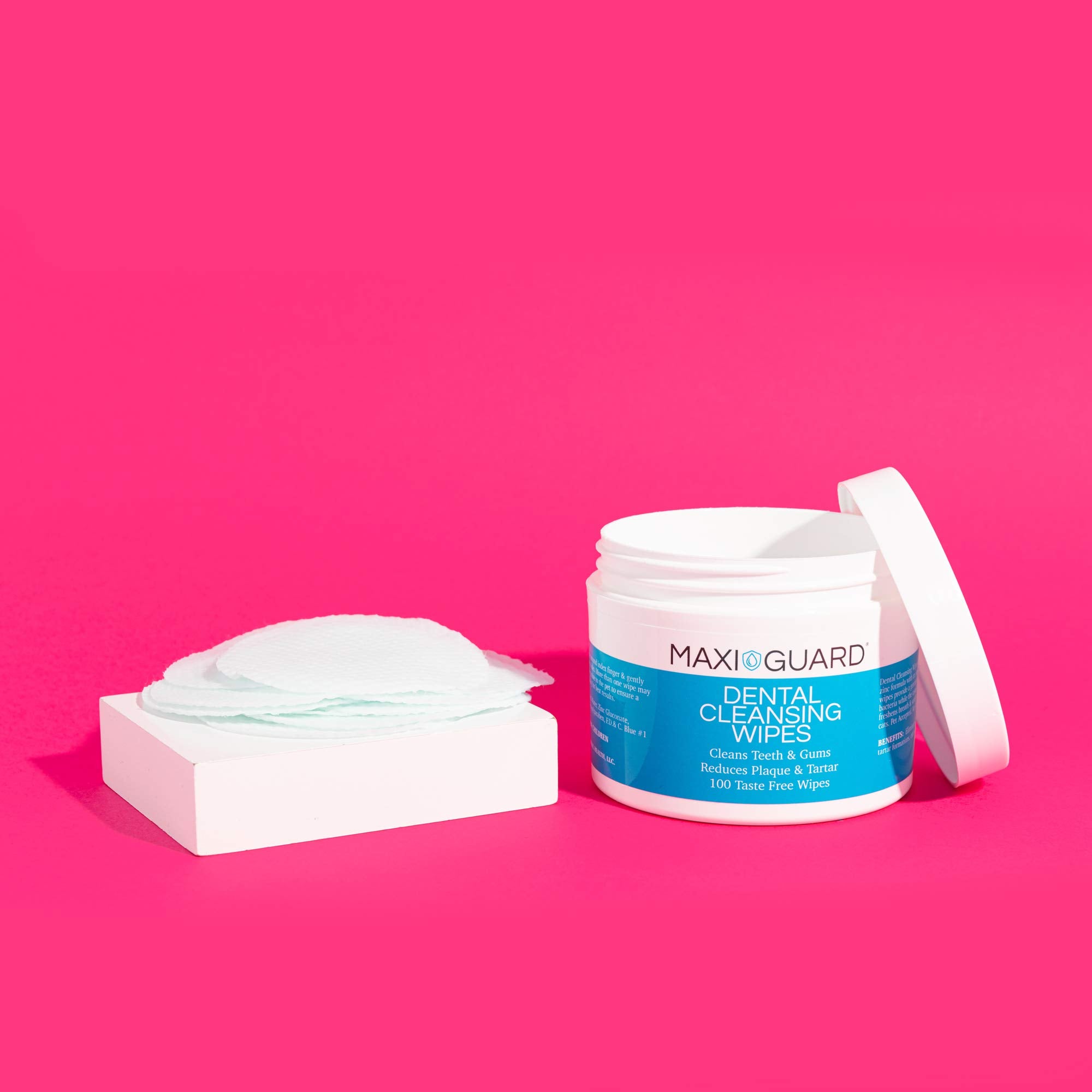 Maxi-Guard Dental Cleansing Wipes For Dogs, Cats, Horses And Companion Animals (100 Wipes), Light Blue/White