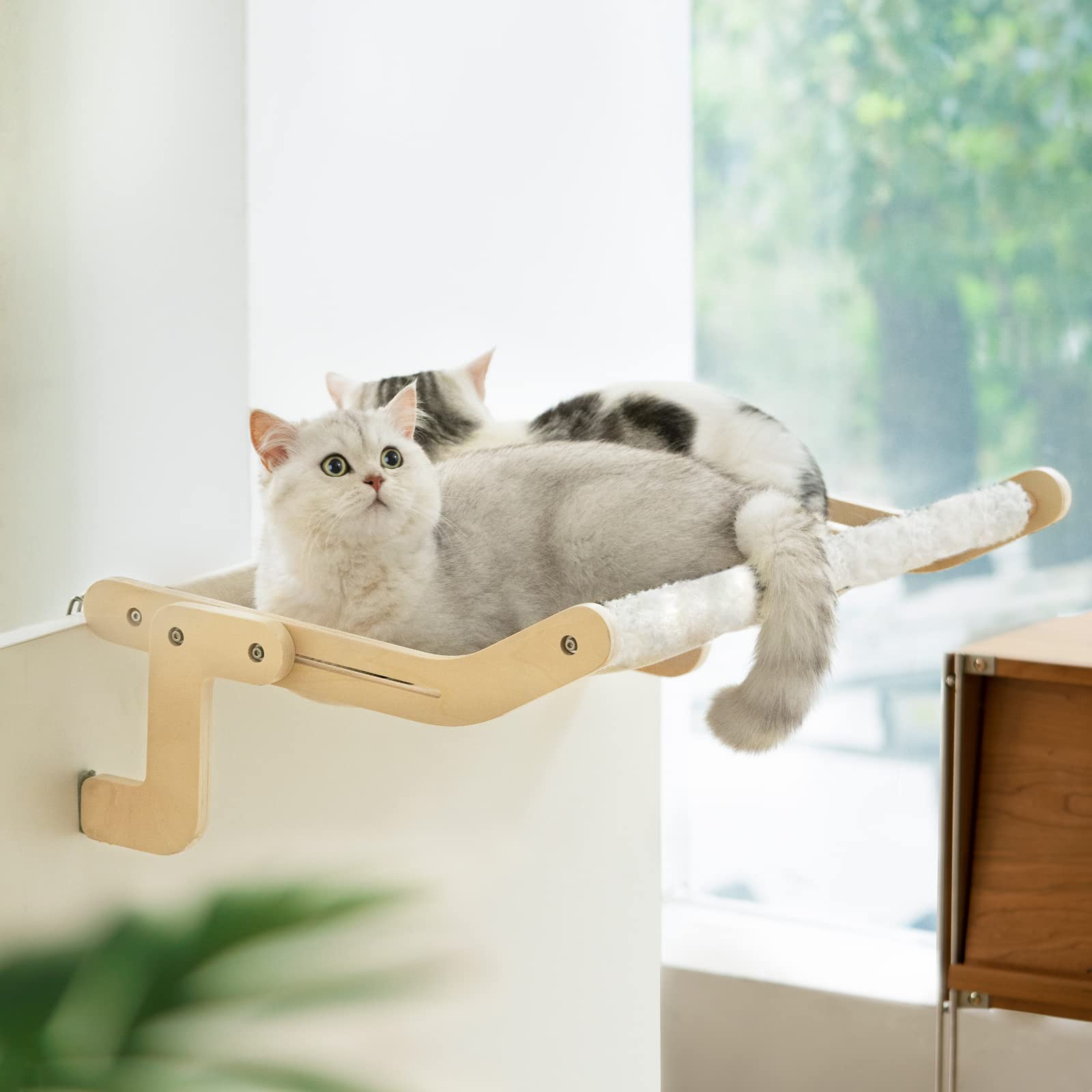 Mewoofun Sturdy Cat Window Perch Hammock - Reversible Mat, No Suction, No Drilling - Holds Up To 40Lbs (Beige)