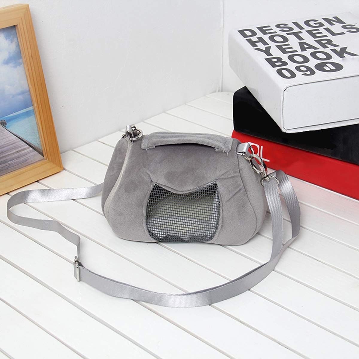 Hamster Carrier Bag Portable Outdoor Travel Handbag With Adjustable Single Shoulder Strap For Hamster Small Pets (Grey)