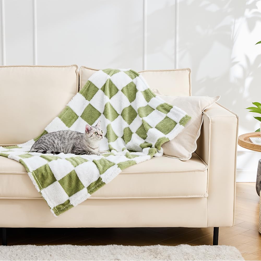 Qeils Jacquard Dog Blankets For Large Dogs, Cozy Calming Cat Blankets Washable, 280Gsm Coral Fleece Plush Fluffy Throw Blanket, 