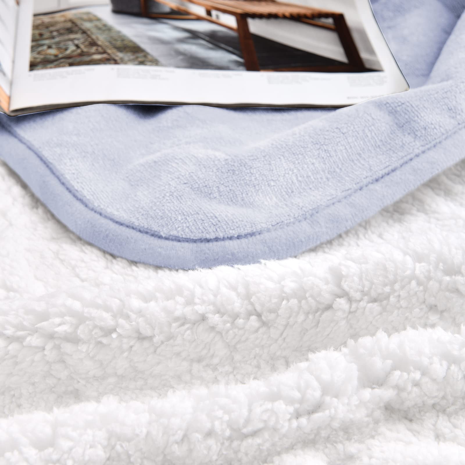 Yaning Waterproof Blanket for Bed & Couch, Soft Lilac Sherpa Fleece, 50x60 inches, Liquid Proof Pet Protector