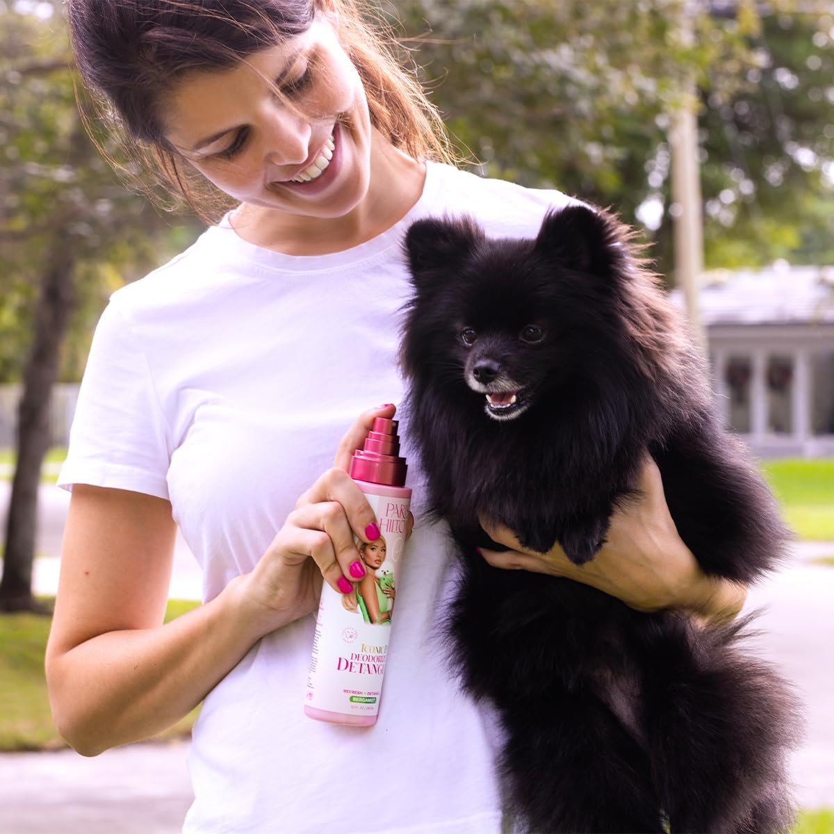 Paris Hilton Dog Perfume, Deodorizer & Detangler | Odor Neutralizing With Fresh Citrus-Infused Bergamot Scent - Sulfate-Free, Ve