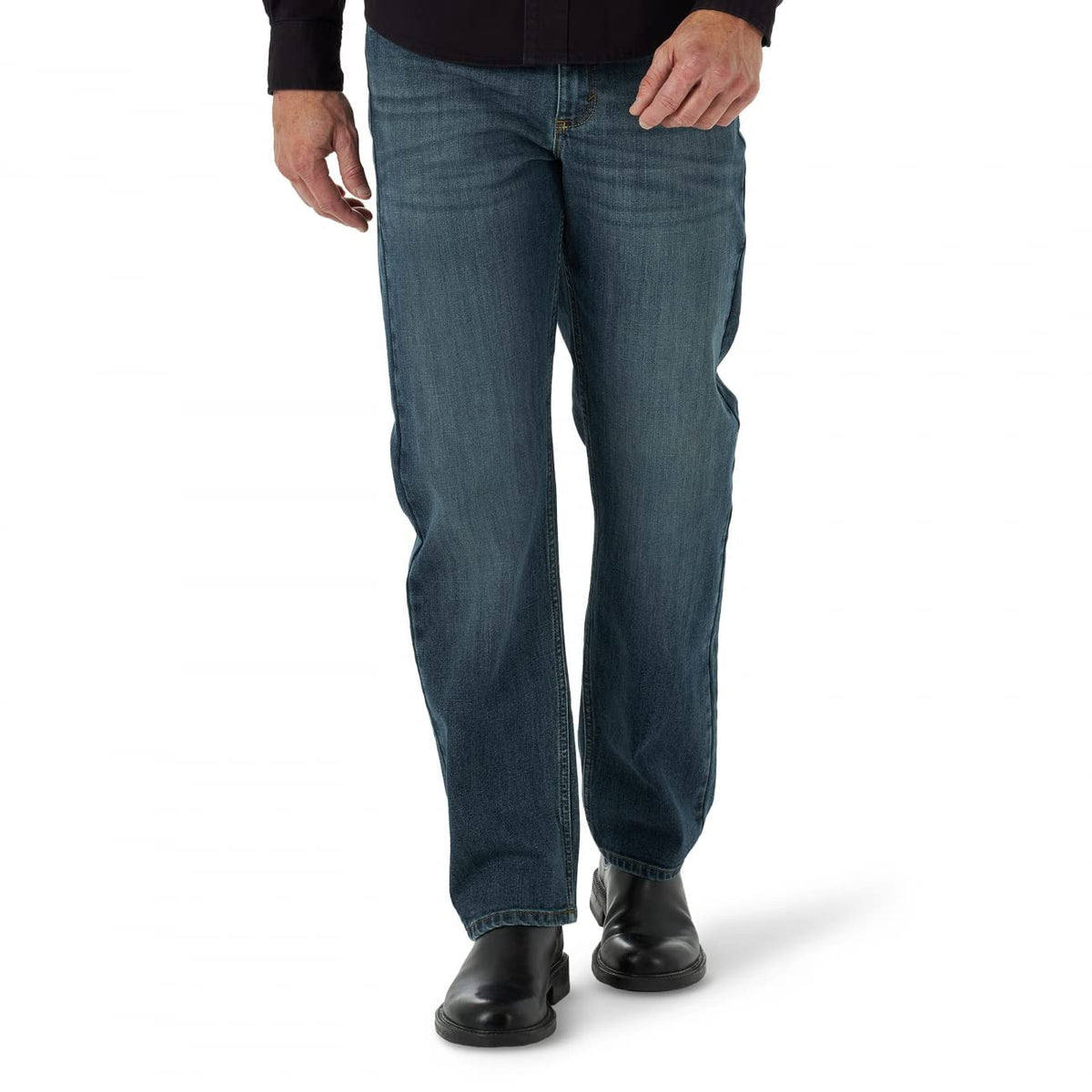 Wrangler Mens Free-To-Stretch Relaxed Fit Jean, Marine, 36W X 30L