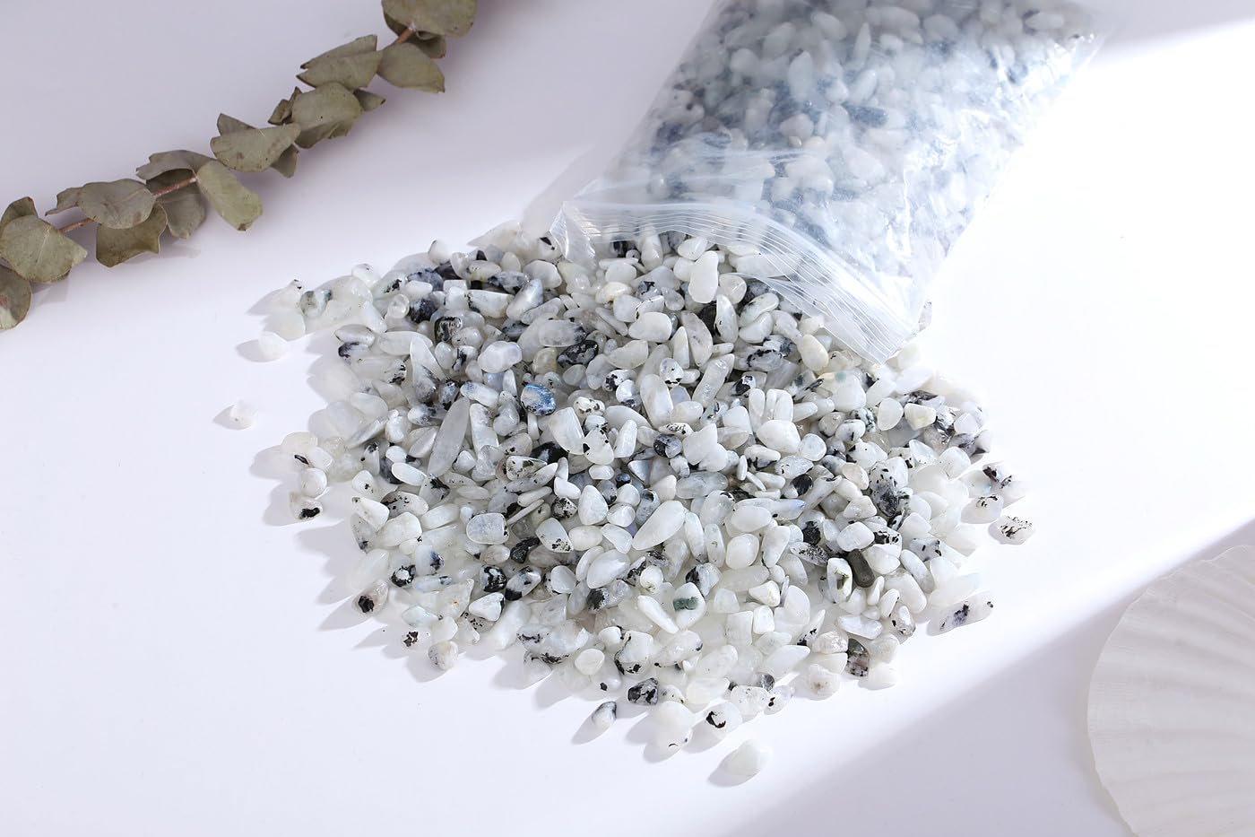 QINJIEJIE 0.9Lbs Grey Labradorite Rocks for Plant Bulk Decorative Sand Aquarium Gravel Stones Terrarium Small Turtle Rocks Vase