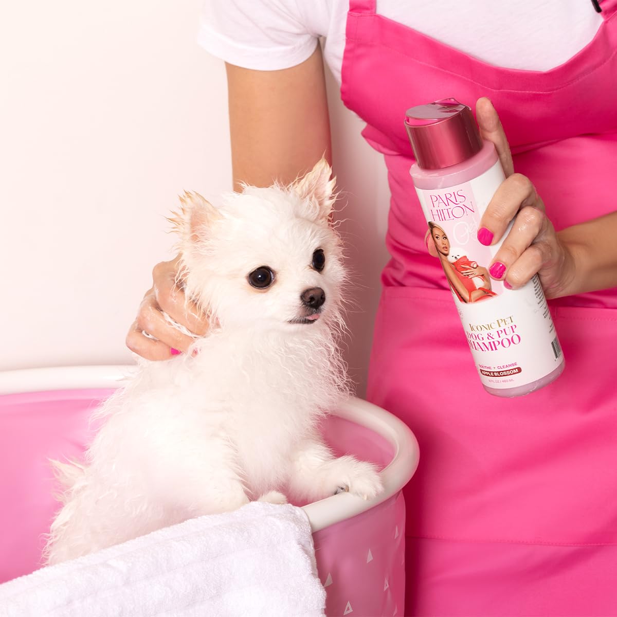 Paris Hilton Dog Shampoo - Sweet Floral Apple Blossom Scent, Sulfate-Free Vegan & Hypoallergenic for All Dog Breeds, with Oatmea