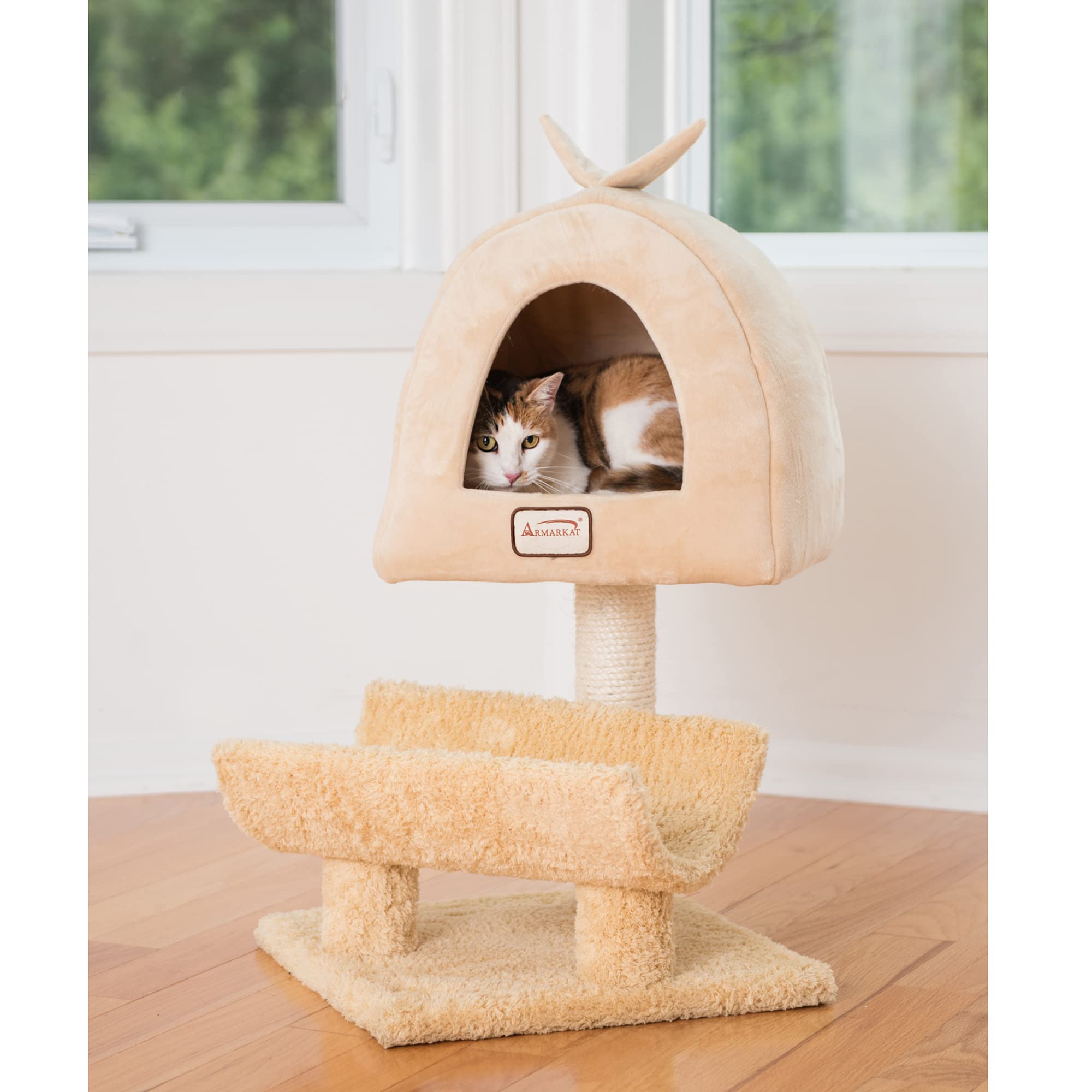 Armarkat X3007 Cat Condo, Real Wood Cat Scratching Post with Plush Condo, Cuddle