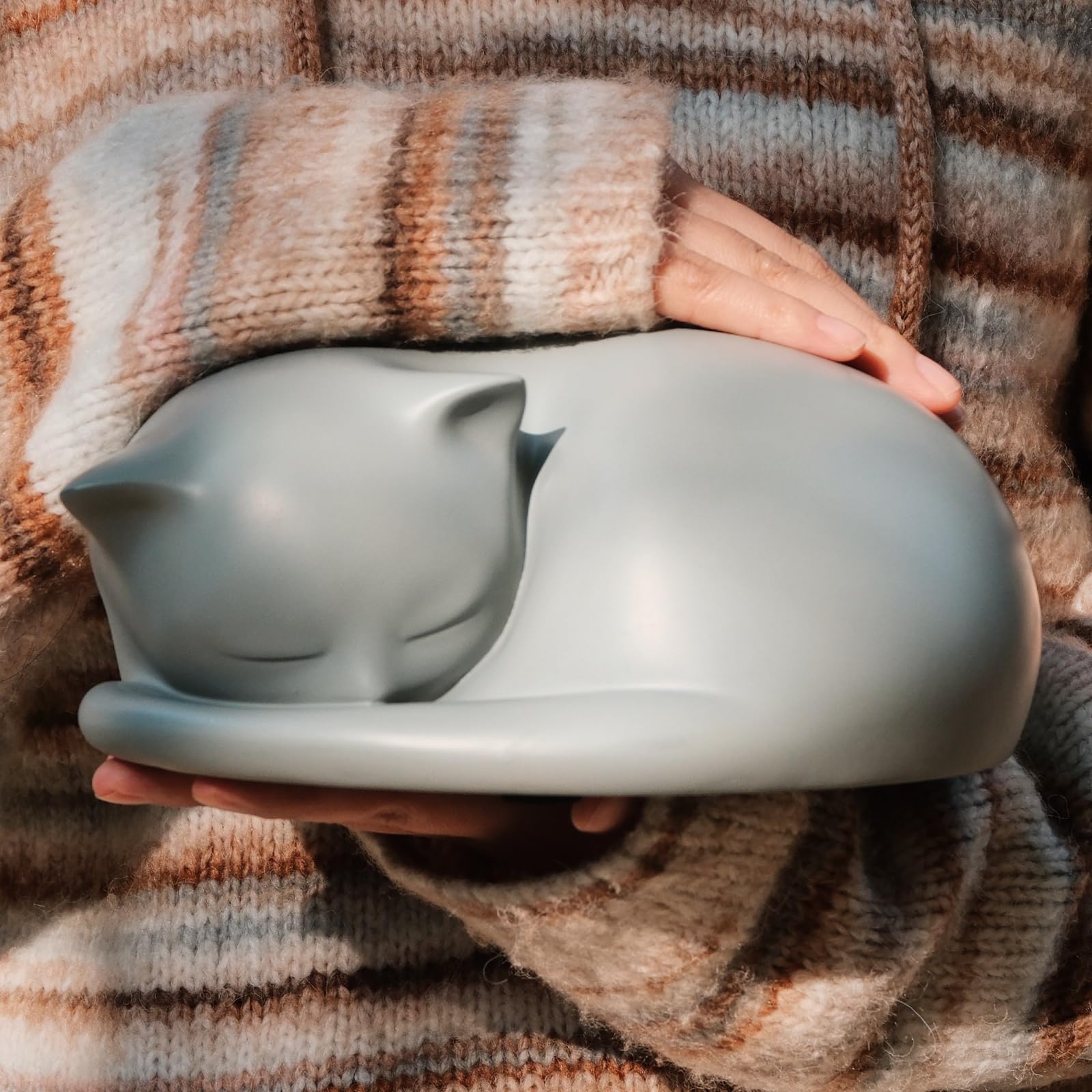 Fufyukey Cat Urn, Cat Urns For Ashes, Pet Urn For Cats, Sleeping Resin Cremation Cats Urns For Ashes, Pet Memorial Keepsake Fune