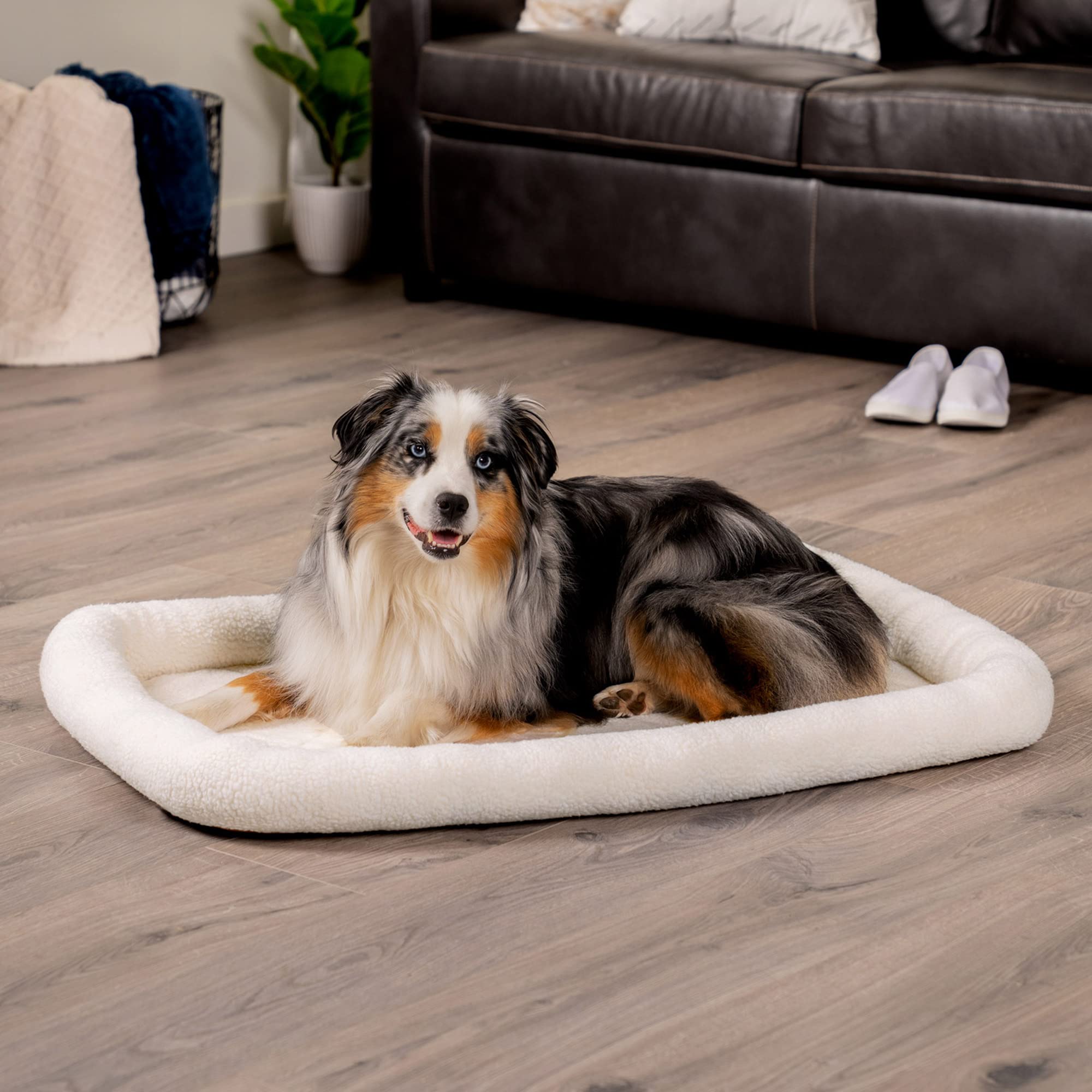 Furhaven Dog Bed For Large Dogs, 100% Washable, Sized To Fit Crates - Sherpa Fleece Bolster Crate Pad - Cream, Extra Large/Xl