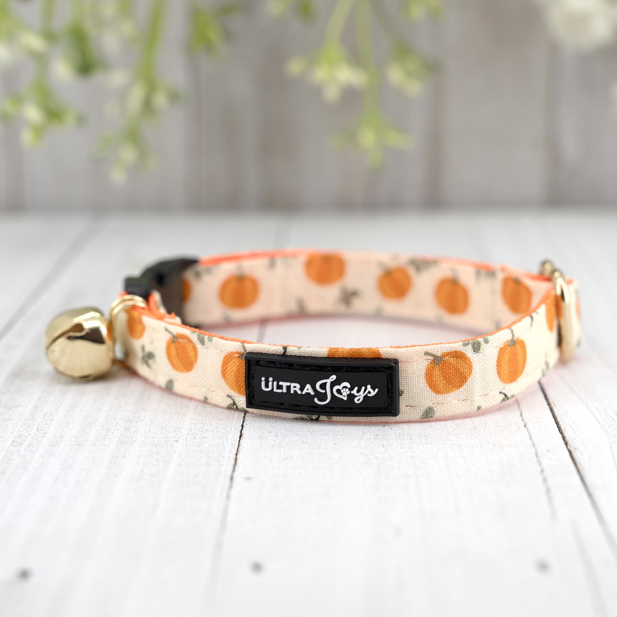 Ultra Joys Breakaway Cat Collar With Bells - Boy & Girl Kitten Collar - Pumpkin Small