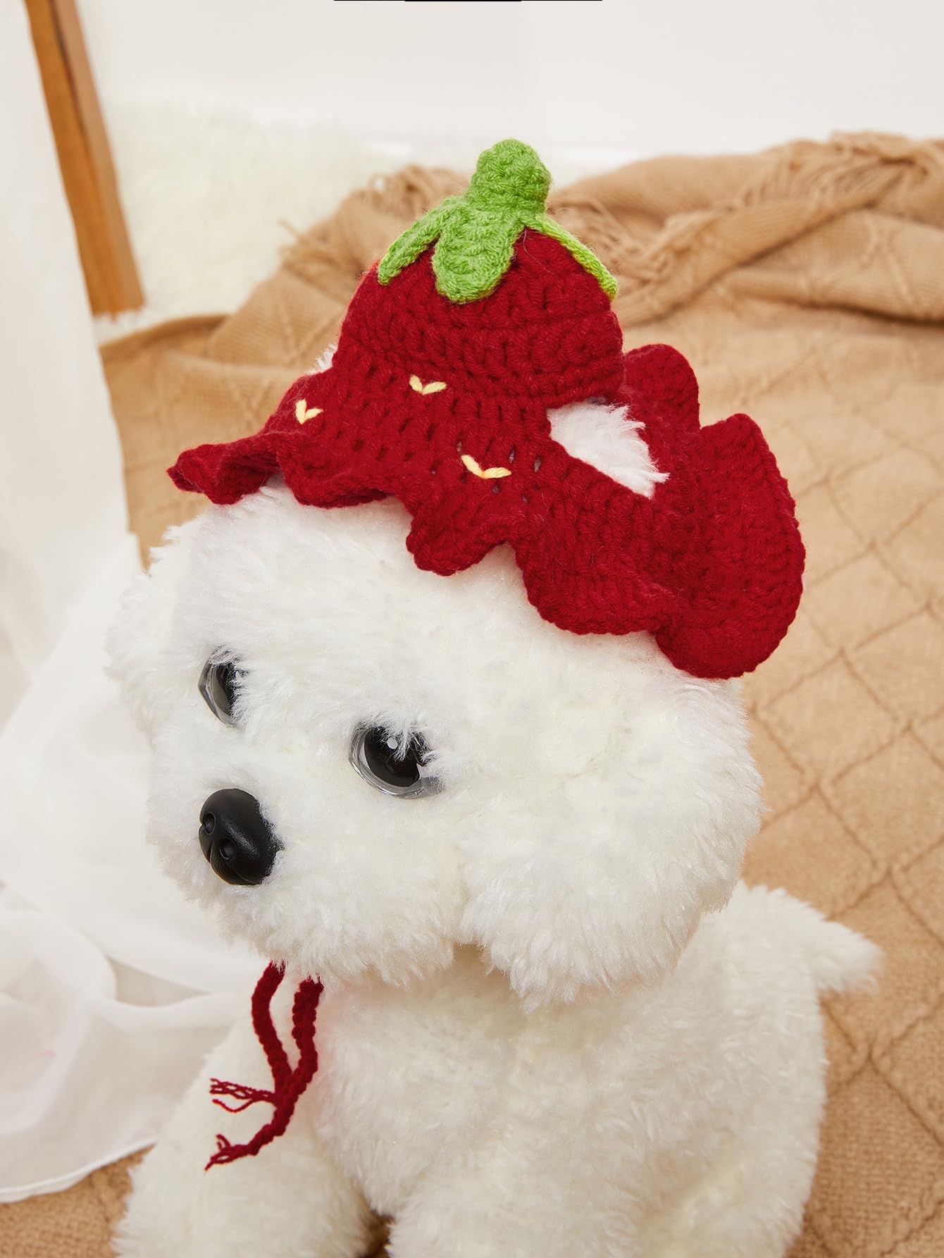 Qwinee Cartoon Strawberry Design Knit Cute Dog Hat Soft Cat Hat Rabbit Hat Halloween Christmas Party Costume Head Wear Accessori
