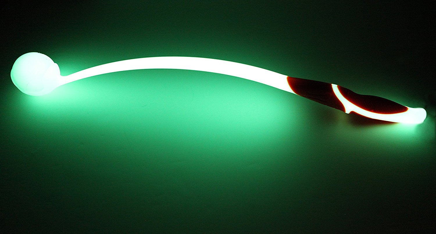 Chuckit! Pro 25M Max Glow Dog Ball Launcher, 25' Length, Includes Medium Max Glow Ball (2.5') For Dogs 20-60 Pounds