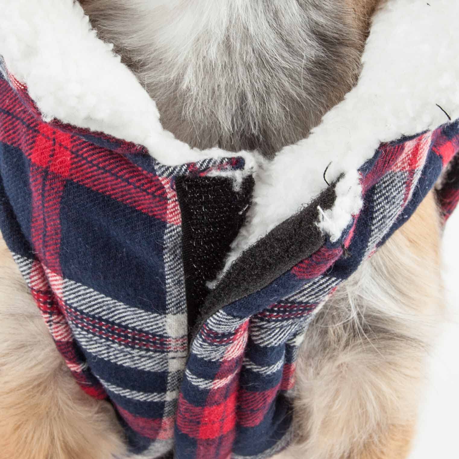 Pet Life  'Puddler' Classical Plaid Dog Coat - Insulated Plaid Dog Jacket with Reversible Sherpa Lining - Winter Dog Clothes for