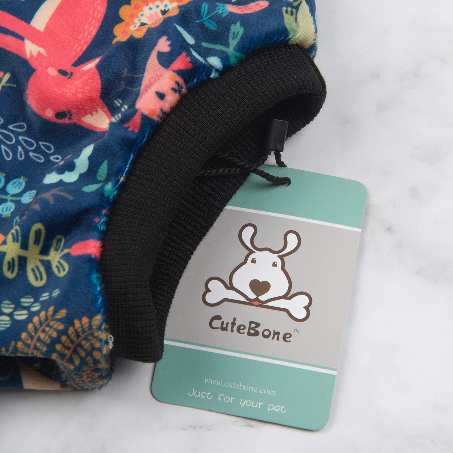 Cutebone Dog Pajamas Forest Family Dog Apparel Dog Jumpsuit Pet Clothes Pajamas Coat Xmas P75L