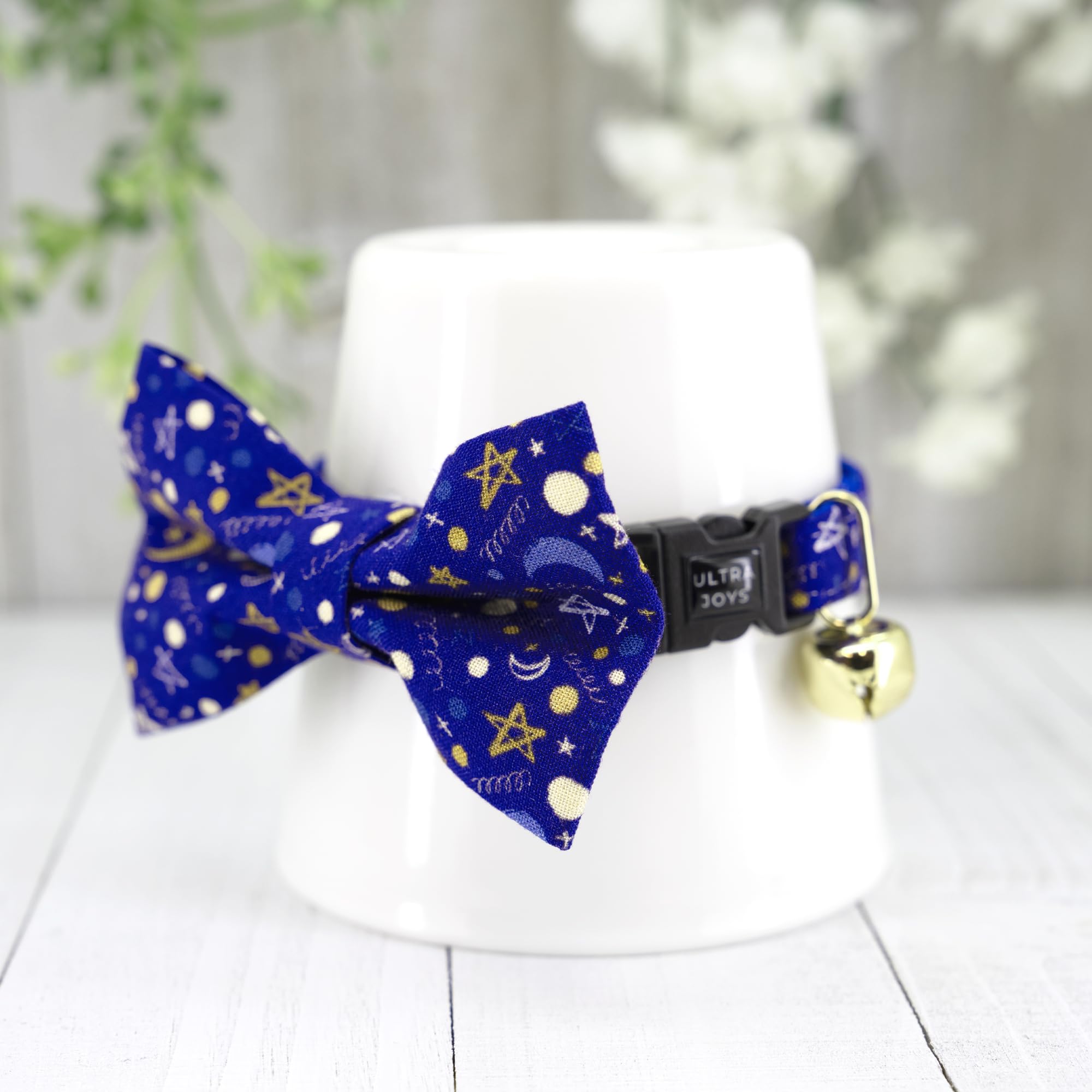 Ultra Joys Cat Collar With Bells - Breakaway For Kittens & Adults - Boy & Girl Cat Collars With Bowtie Luna Size Available