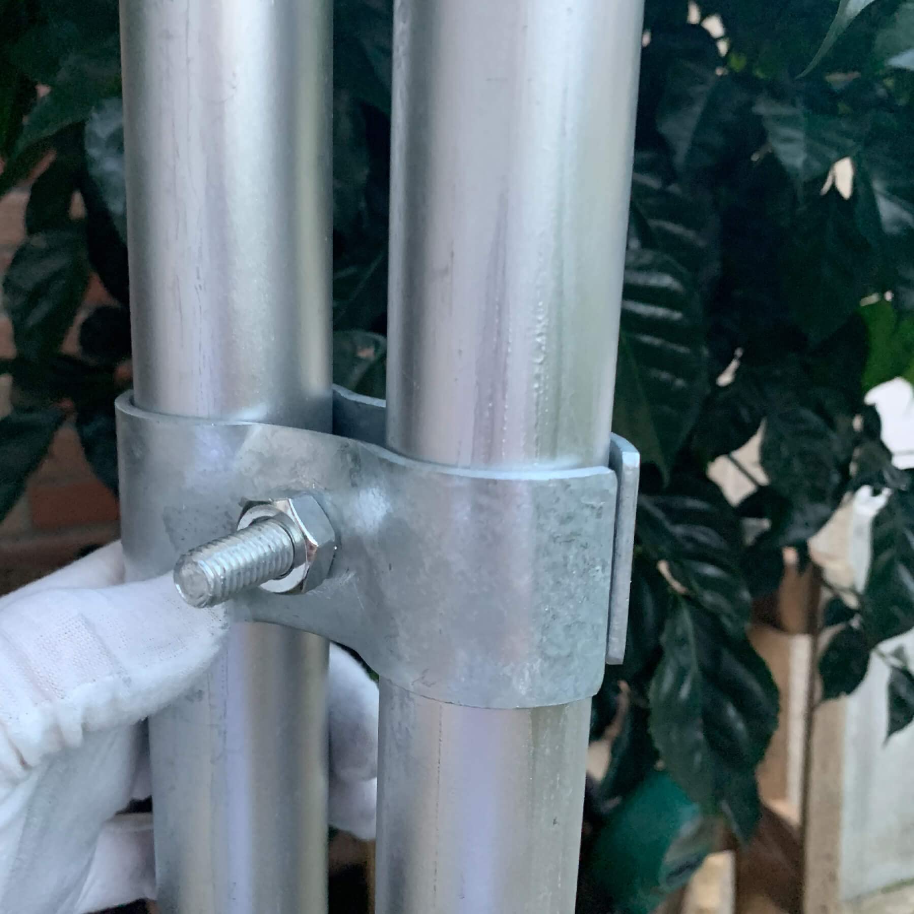 Chain Link Fence Panel Clamps/Galvanized Steel Panel Clamp 1-5/8' (8 Set)/ Kennel Clamps: Chain Link Fence Pipe Panel Frames, Saddle Clamp, Kennel Clamp