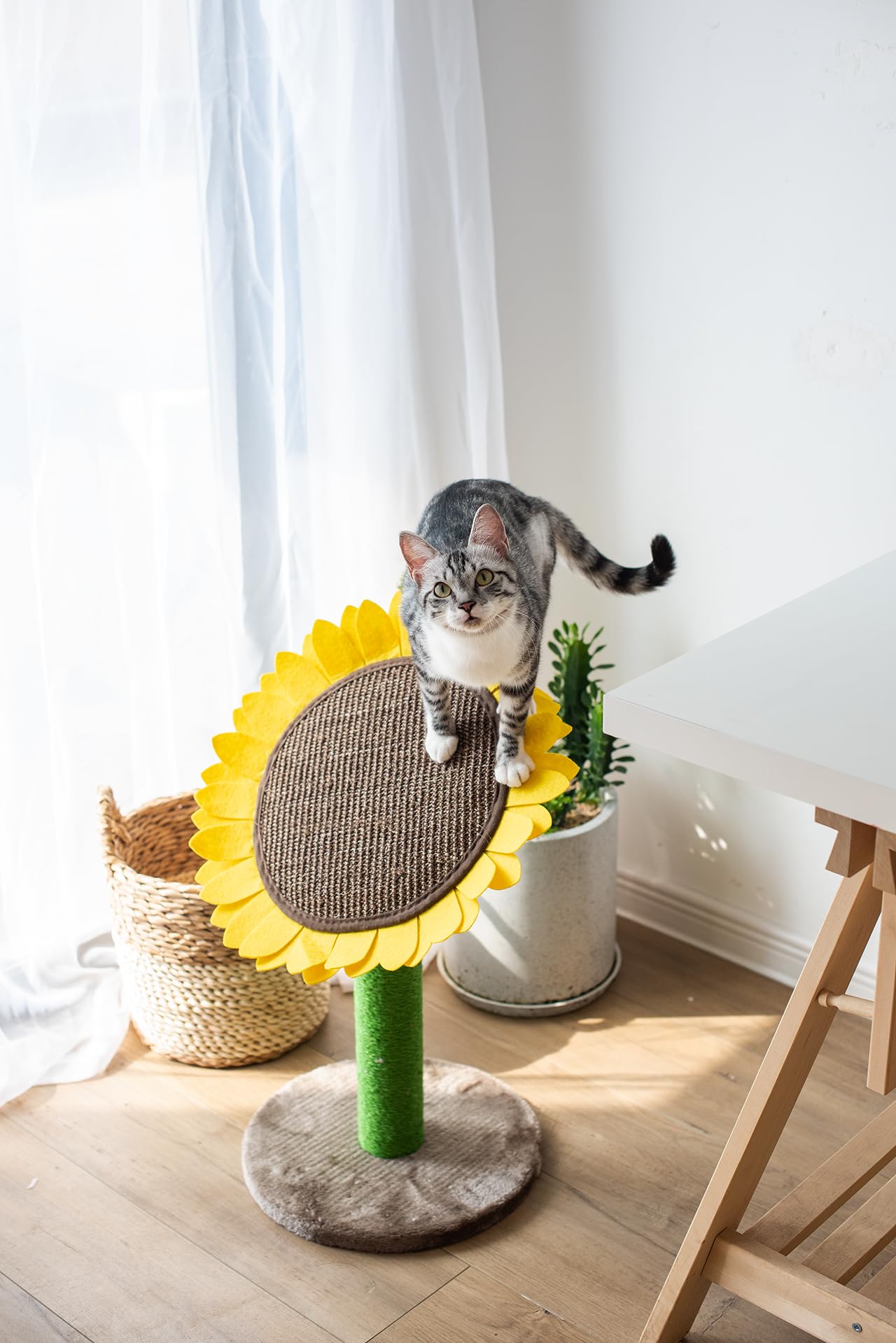 Catry 24' Sunflower Cat Scratching Post, Sunflower Small Cat Bed, 2 In 1 Natural Jute Scratching Pad And Bed With Cat Teaser Bee Toy