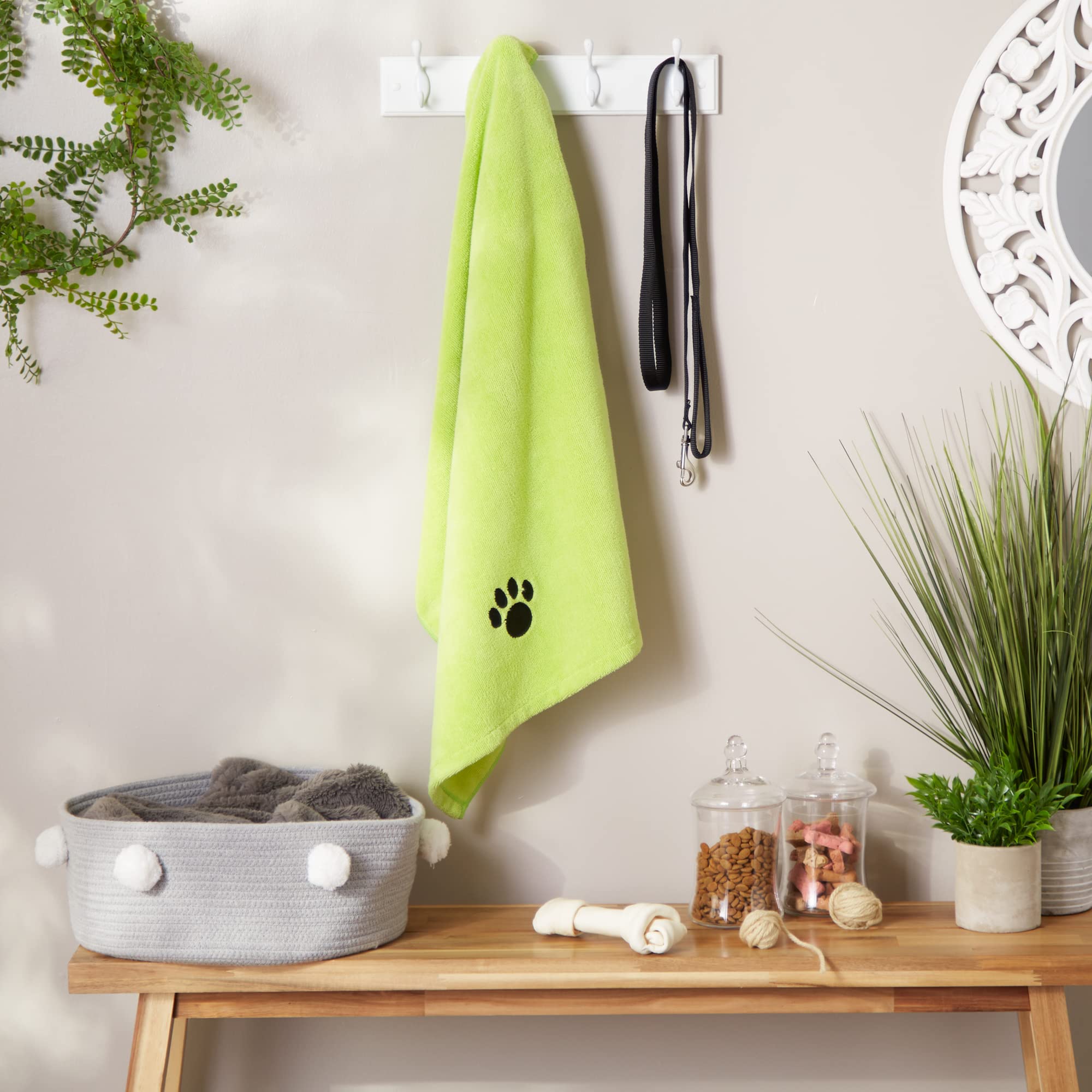 Bone Dry Embroidered Pet Grooming Towel Collection, Absorbent Microfiber X-Large, 41X23.5, Lettuce Green