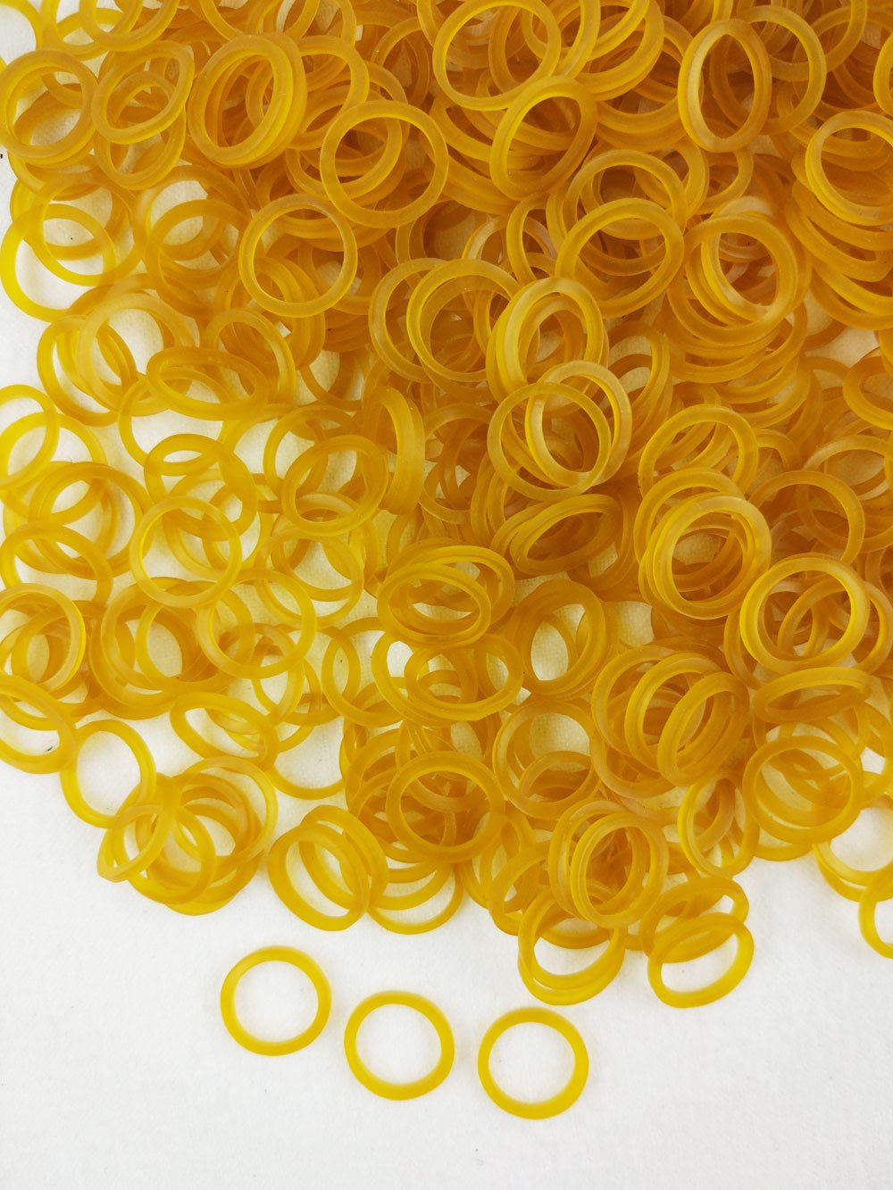 Hixixi 500pcs Rubber Bands for Pets - Yellow DIY Hair Bows, Grooming Topknot, 0.5inch