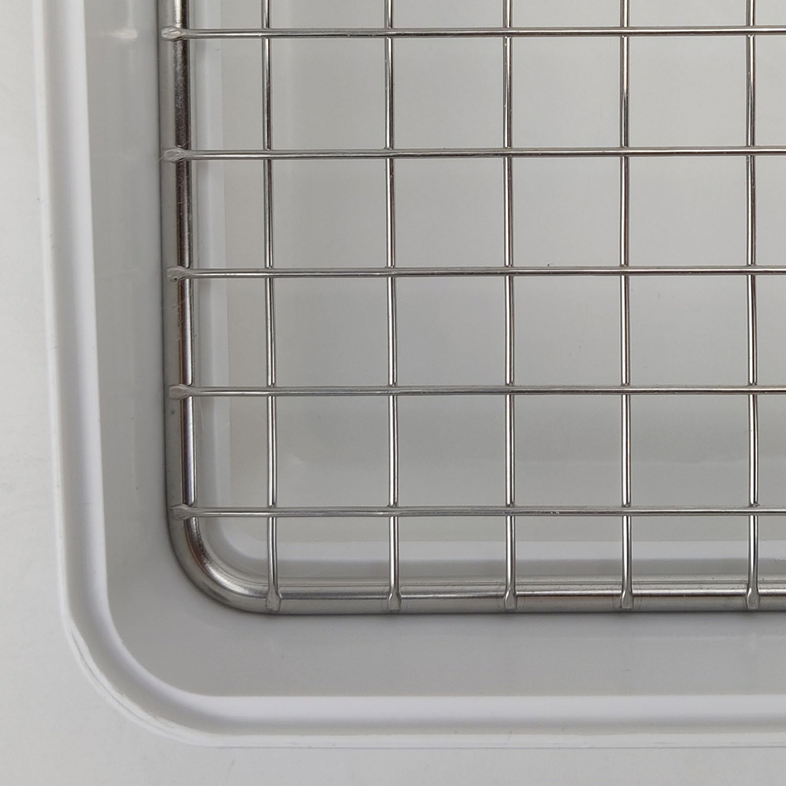 Oncpcare Extra Large Rabbit Litter Box With Grid 22X18In Bunny Litter Tray For Cage Xl Potty Training Pan For Adult Rabbit Flemi