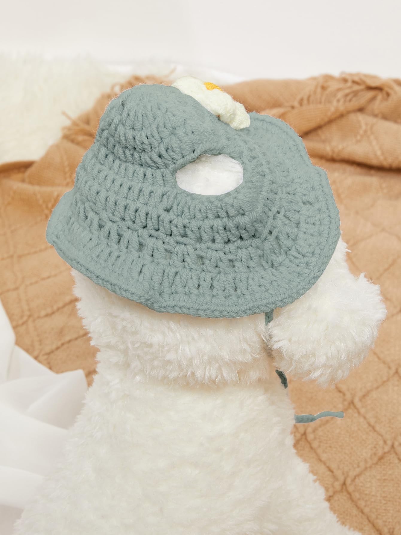 Qwinee Cartoon Flower Design Knit Cute Dog Hat Soft Cat Hat Rabbit Hat Halloween Christmas Party Costume Head Wear Accessories F