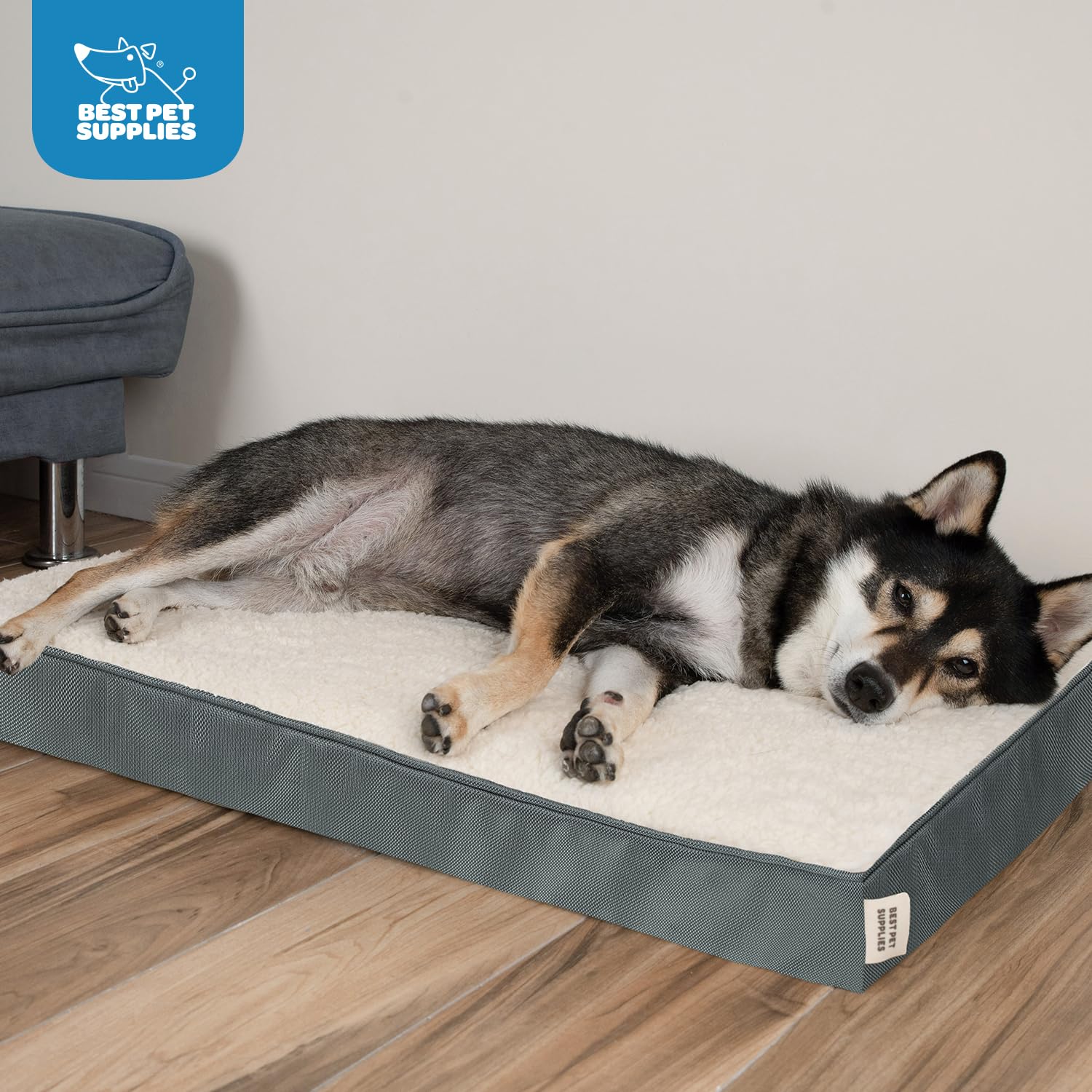 Best Pet Supplies Cute Dog Crate Mat Flat Bed With Waterproof Exterior, Thick Orthopedic Egg Foam Mattress, And Soft Sherpa Flee