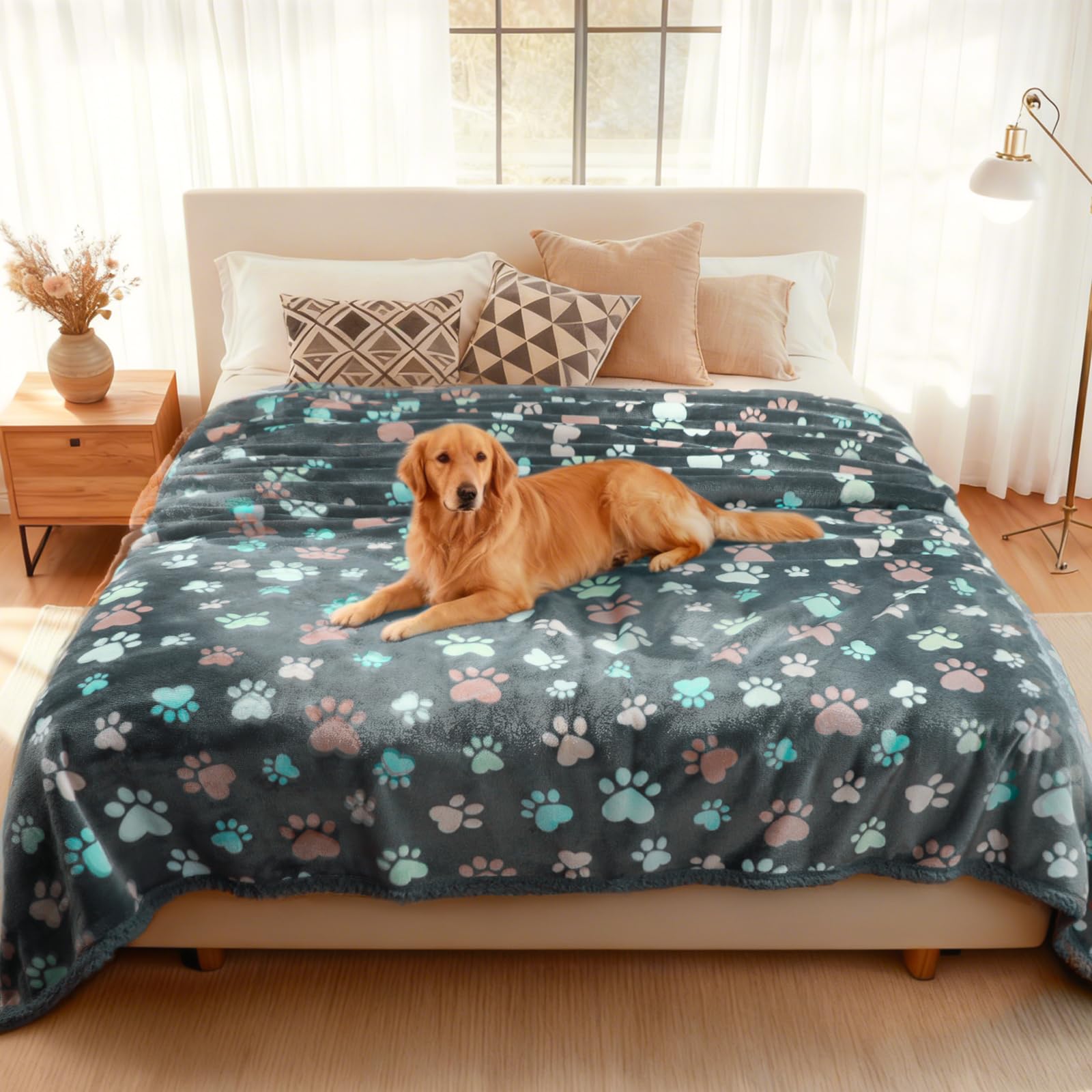 Luciphia Waterproof Pet Blankets for Couch Sofa Bed Cover Cat Liquid Pee Proof Washable Soft Fluffy Large Dog Blanket Reversible