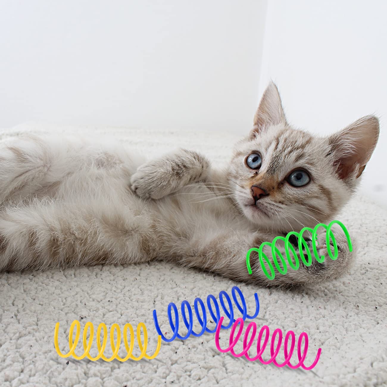 Jcshimo Cat Spring Toys, 120 Pack Creative Toy Plastic Colorful Kitten Spiral Spring Durable Cat Plastic Coil Interactive Toy Fo