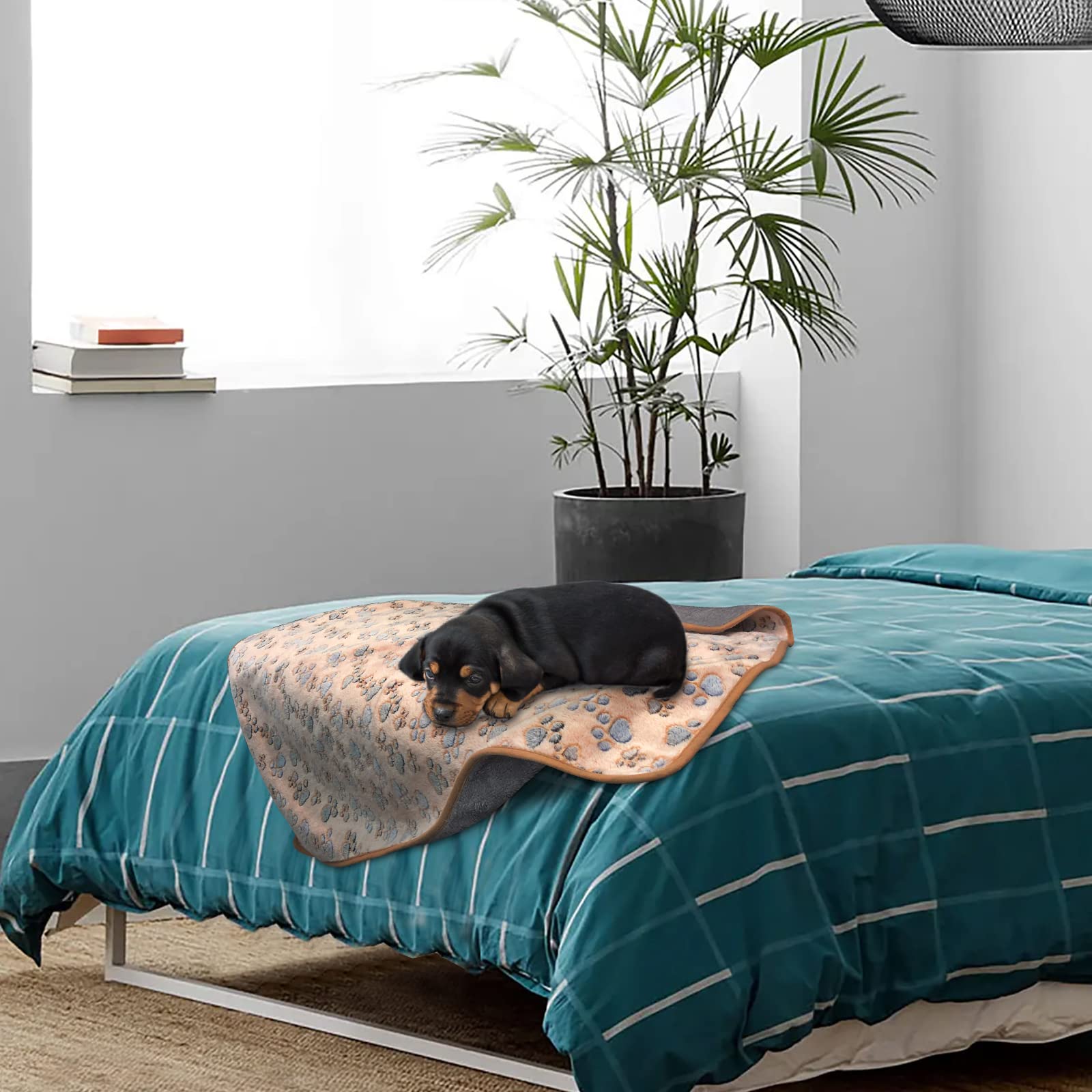 Yuepet Waterproof Dog Blankets, 2 Pack Washable Dog Blankets For Bed Couch Sofa Protector Fleece Flannel Puppy Blanket Soft Plush Reversible Throw Blanket For Small Dog Puppy Cat 30'×20'(White+Coffee)