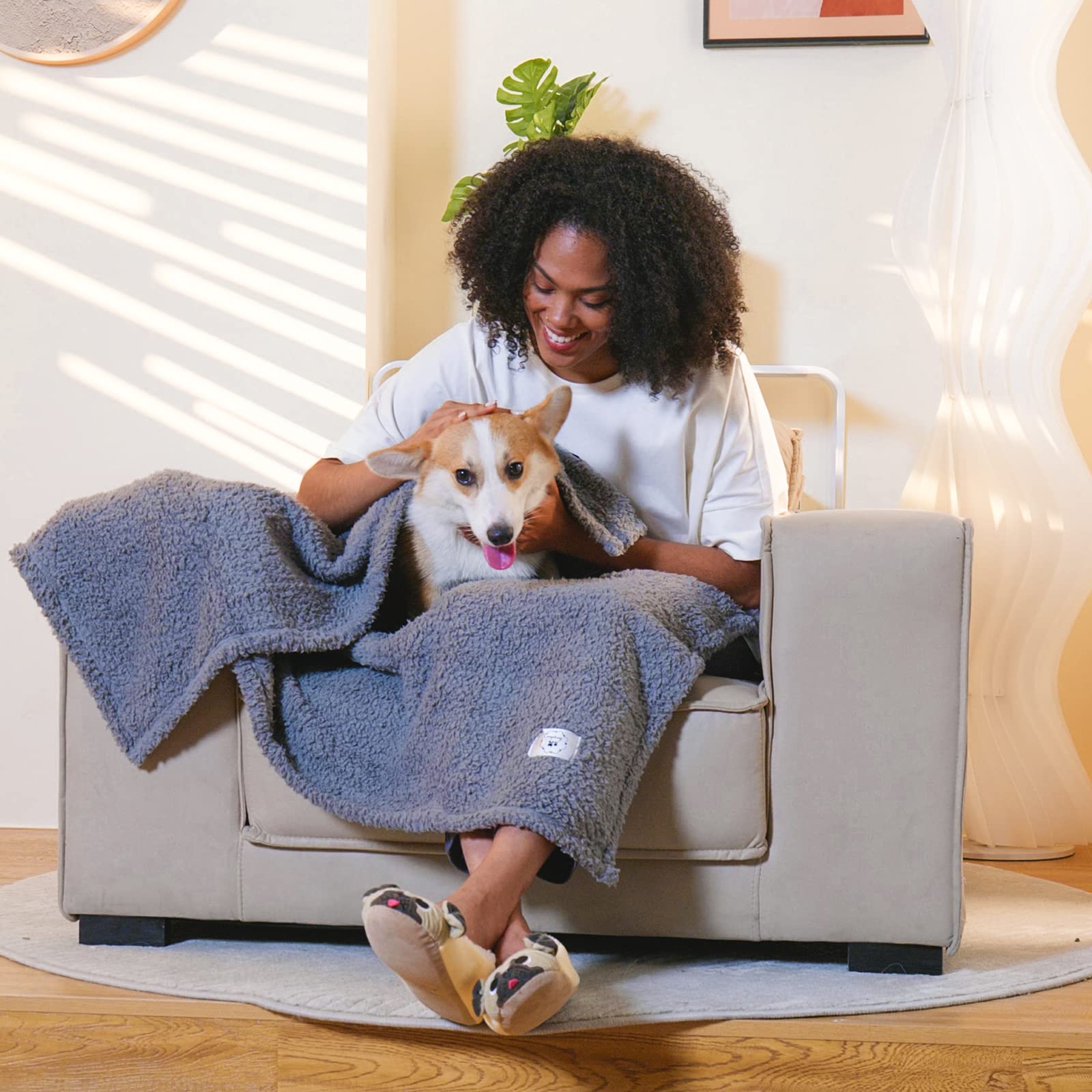 1 Pack 3 Calming Blankets Fluffy Premium Fleece Pet Blanket Soft Sherpa Throw for Dog Puppy Cat Beige/Black/Grey Large (41  x31