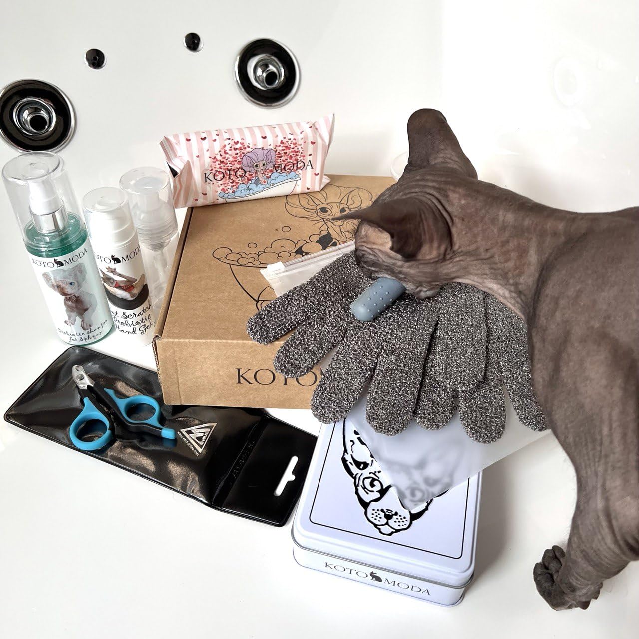 Kotomoda Ultimate Kit For Cats And Small Animals: Unique Care Set For Your Pet Probiotic Shampoo For Sphynx And Naked Cats, Wet