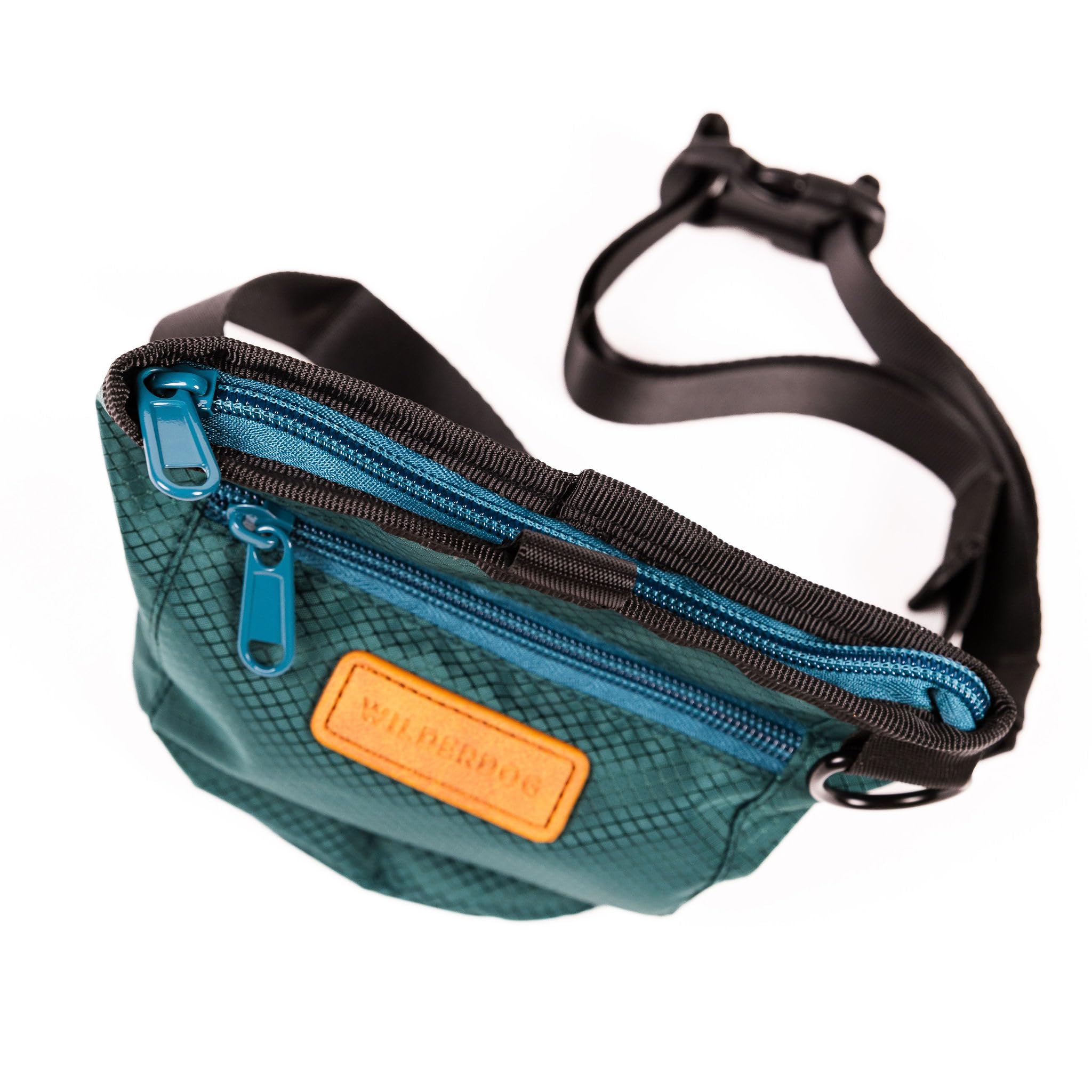 Wilderdog Dog Training Treat Pouch with Magnetic and Zipper Closure, Carabiner Attached, Adjustable Waist Strap