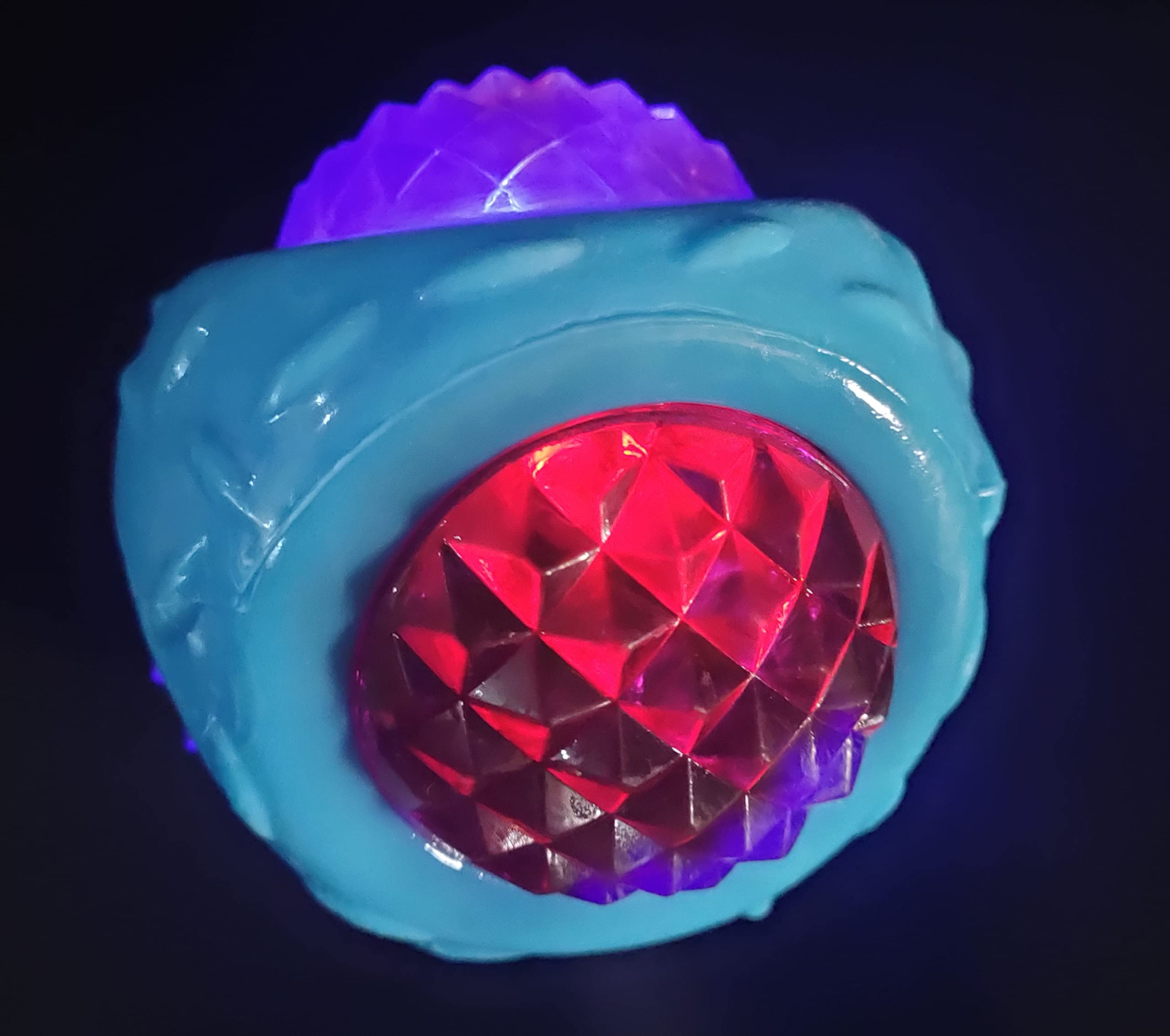 Pups&Pets Dog Floating Ball Pet Interactive Diamond Cut Led Whistle Squeaky Squeaker Ball Chew Toy For Dogs And Cats (Color May 