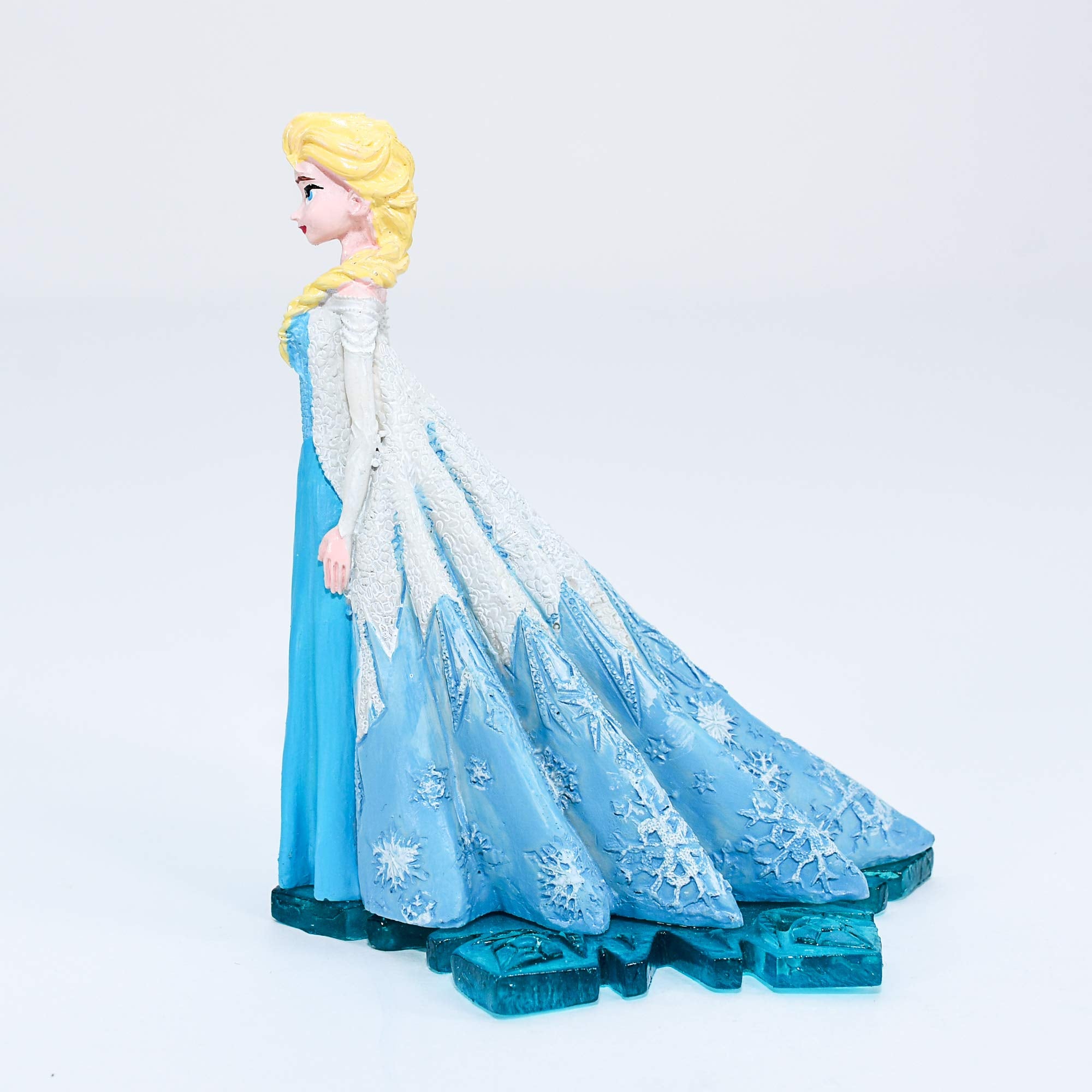 Penn-Plax Disneys Frozen Officially Licensed Aquarium Ornament - Elsa - Medium Size