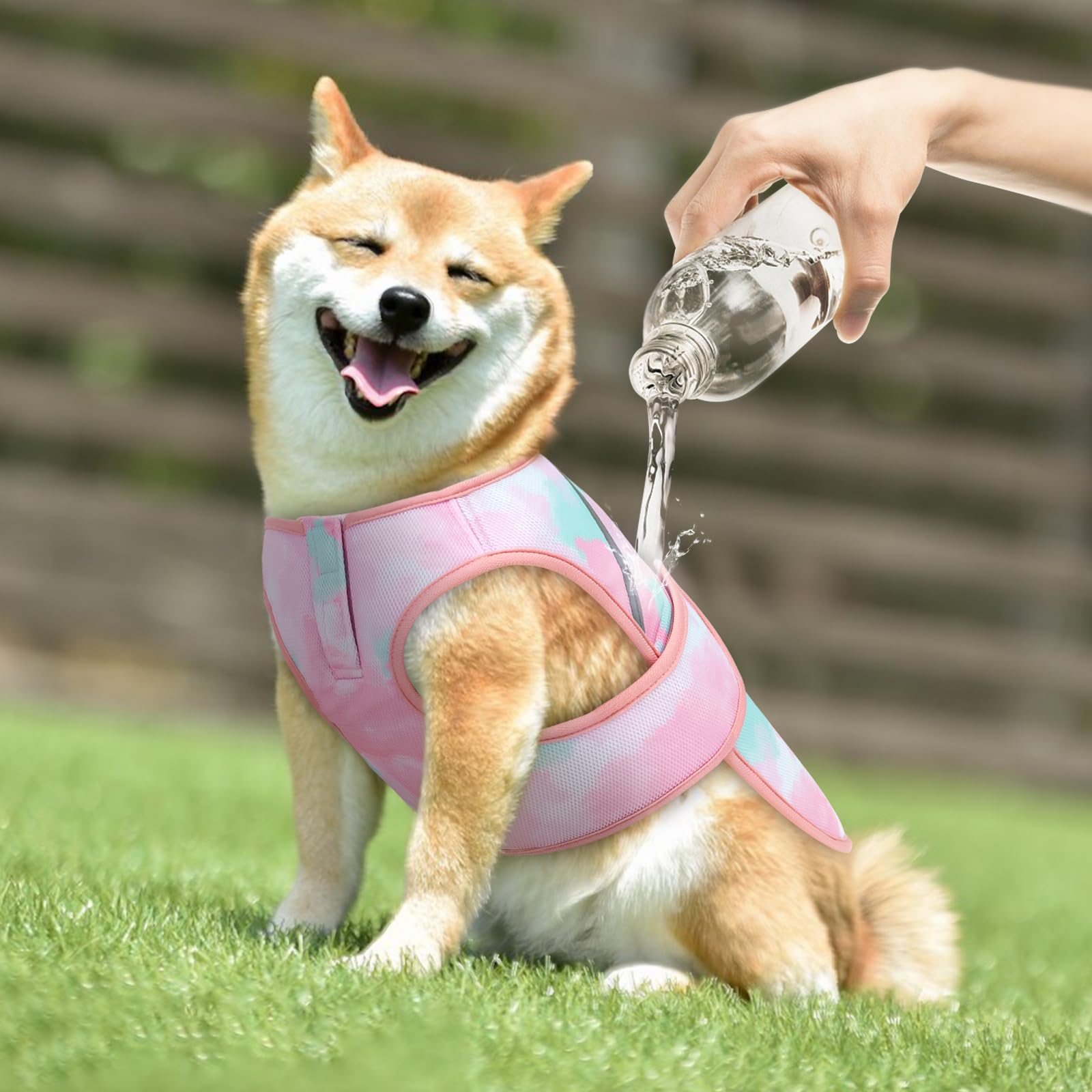 Kyeese Dog Cooling Vest For Large Dogs Lightweight Dog Cooler Jacket 3D Breathable Mesh Pet Cooling Shirts With Reflective Strip